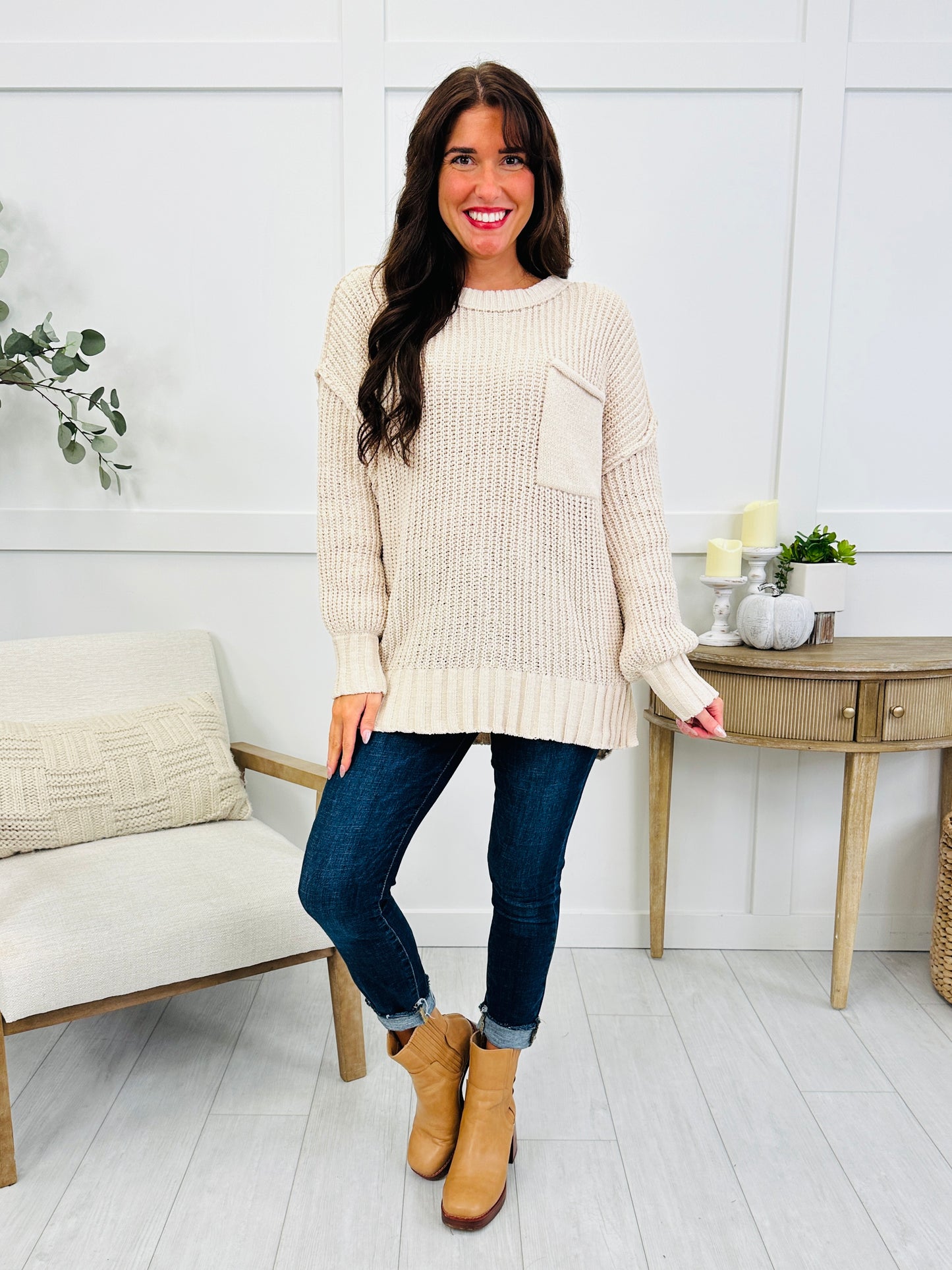 Casual Company Sweater In Ecru