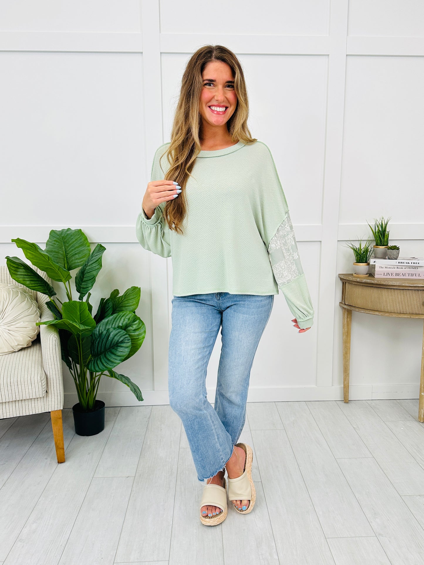 Dainty Daydream Top