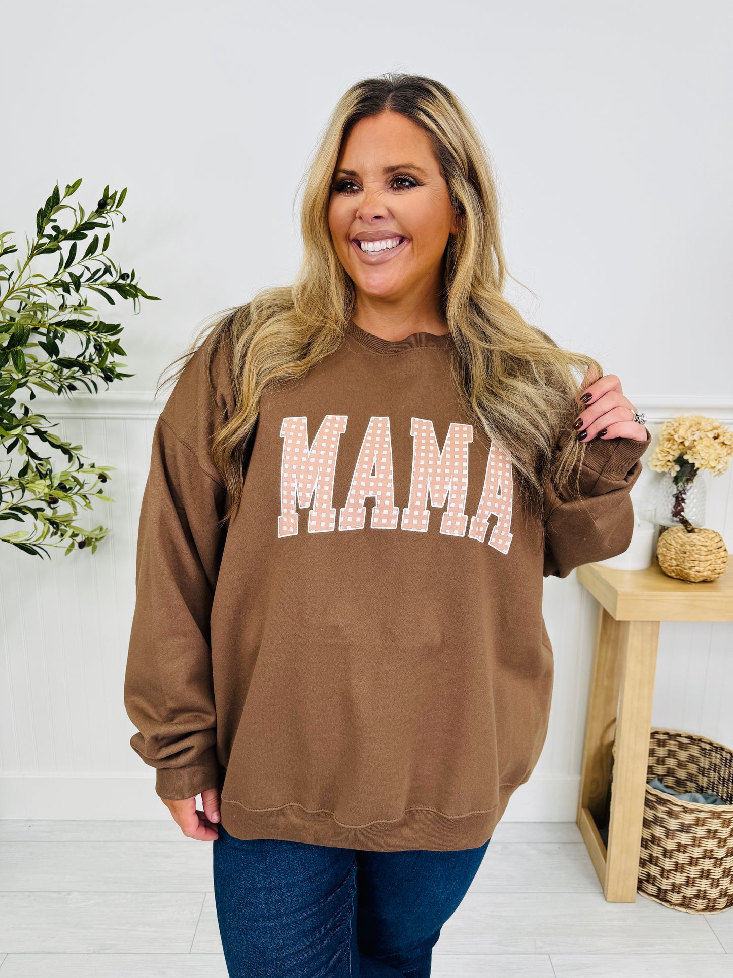 Gingham Mama Graphic Crewneck Sweatshirt