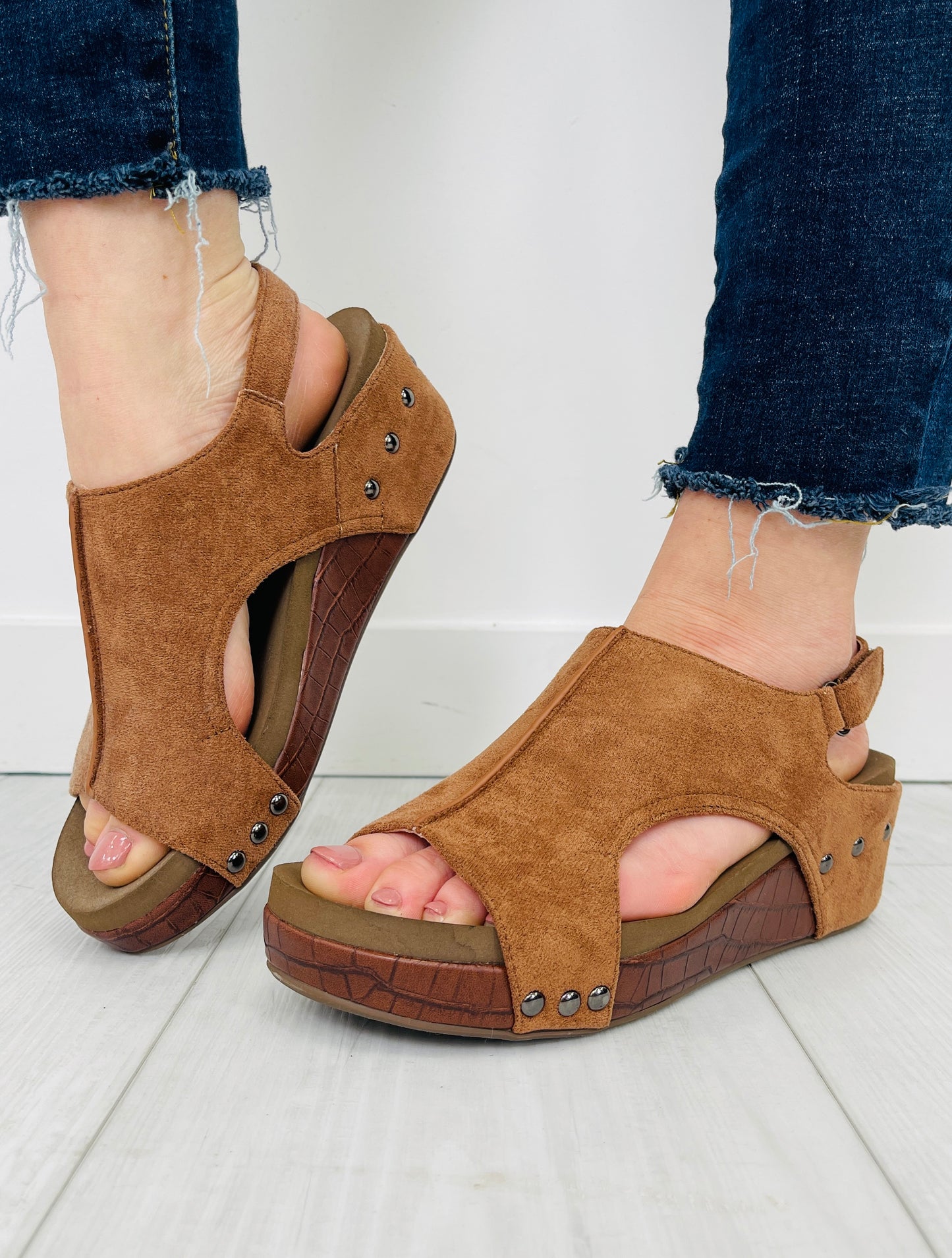 Studded Steps Wedges In Brown Suede Croco