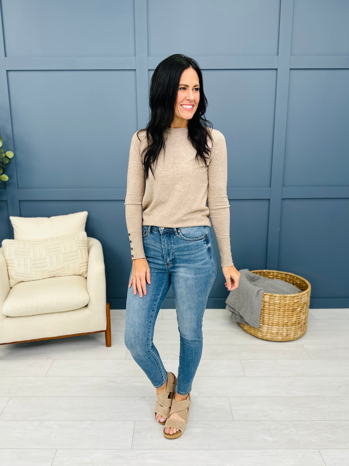 Judy Blue Triple Threat Tummy Control and Butt Lifting Skinny Jeans in REG/CURVY