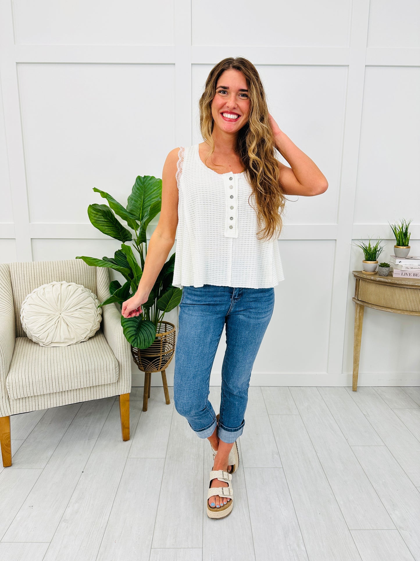 Simple Silhouette Tank Top In Multiple Colors