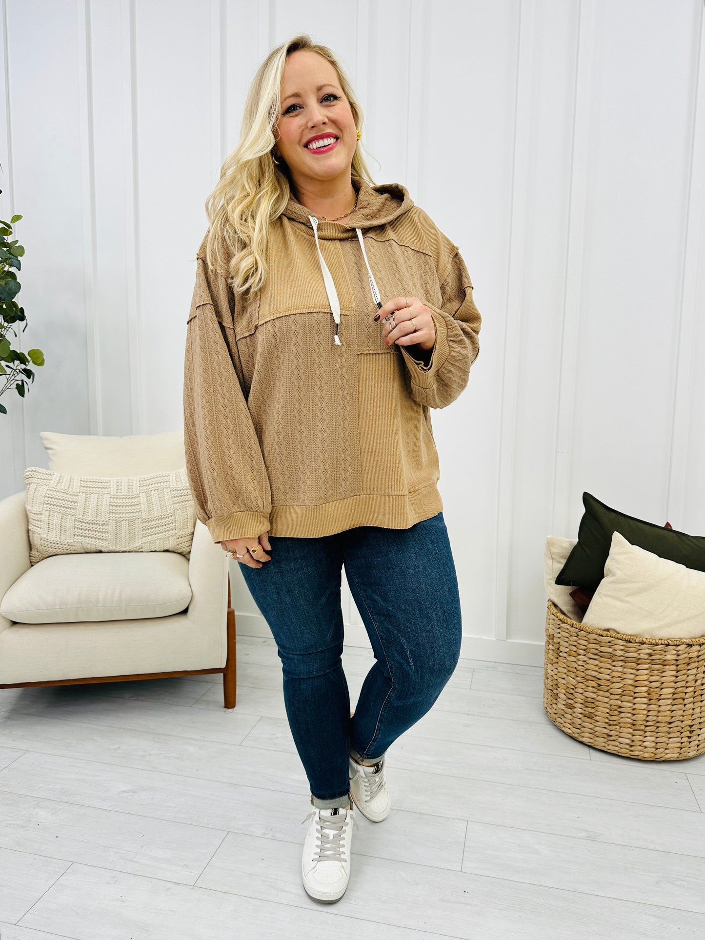 REG/CURVY Feel Good Fall Hoodie- Multiple Colors!