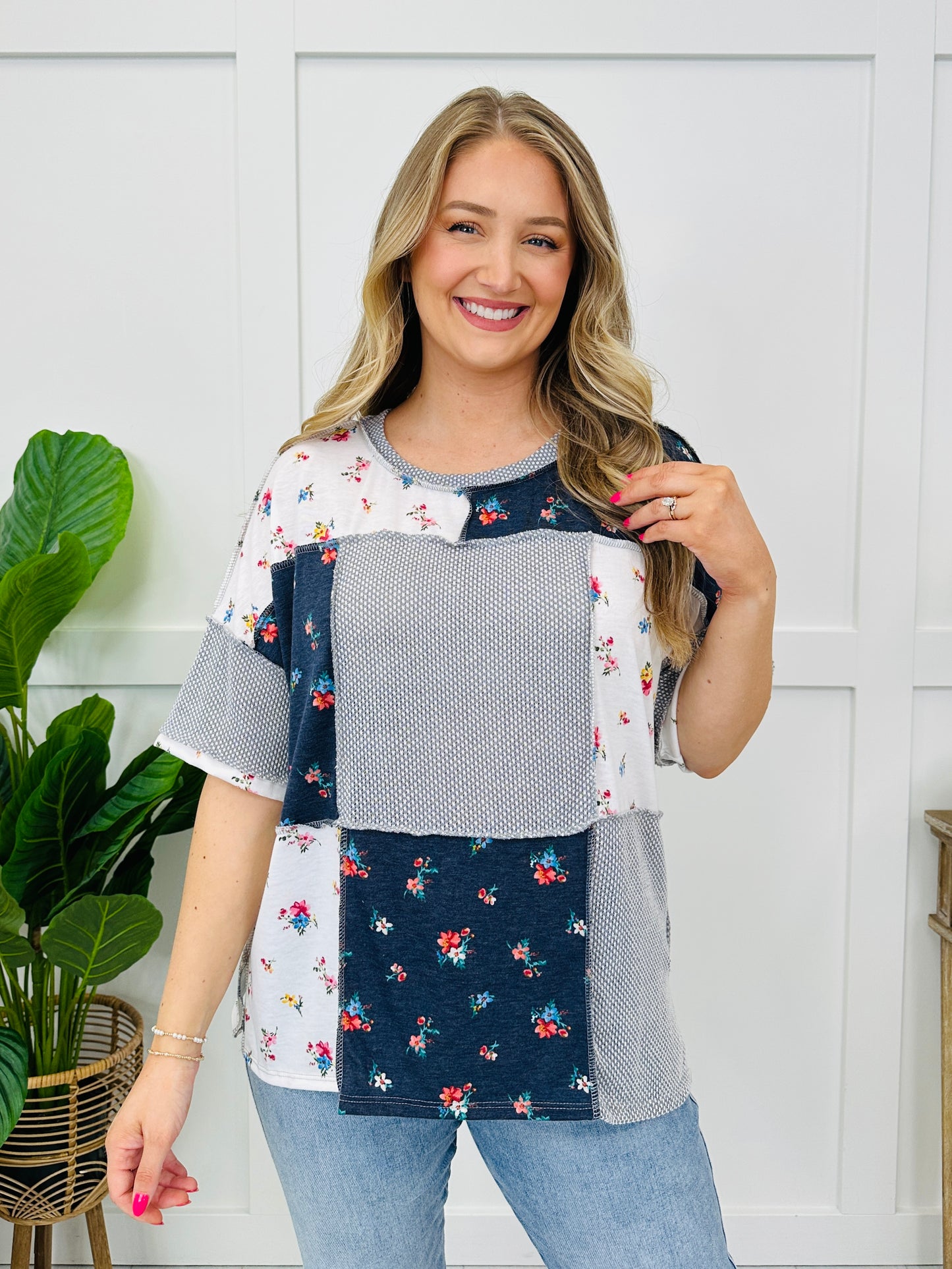 The Garden Patch Top In Grey