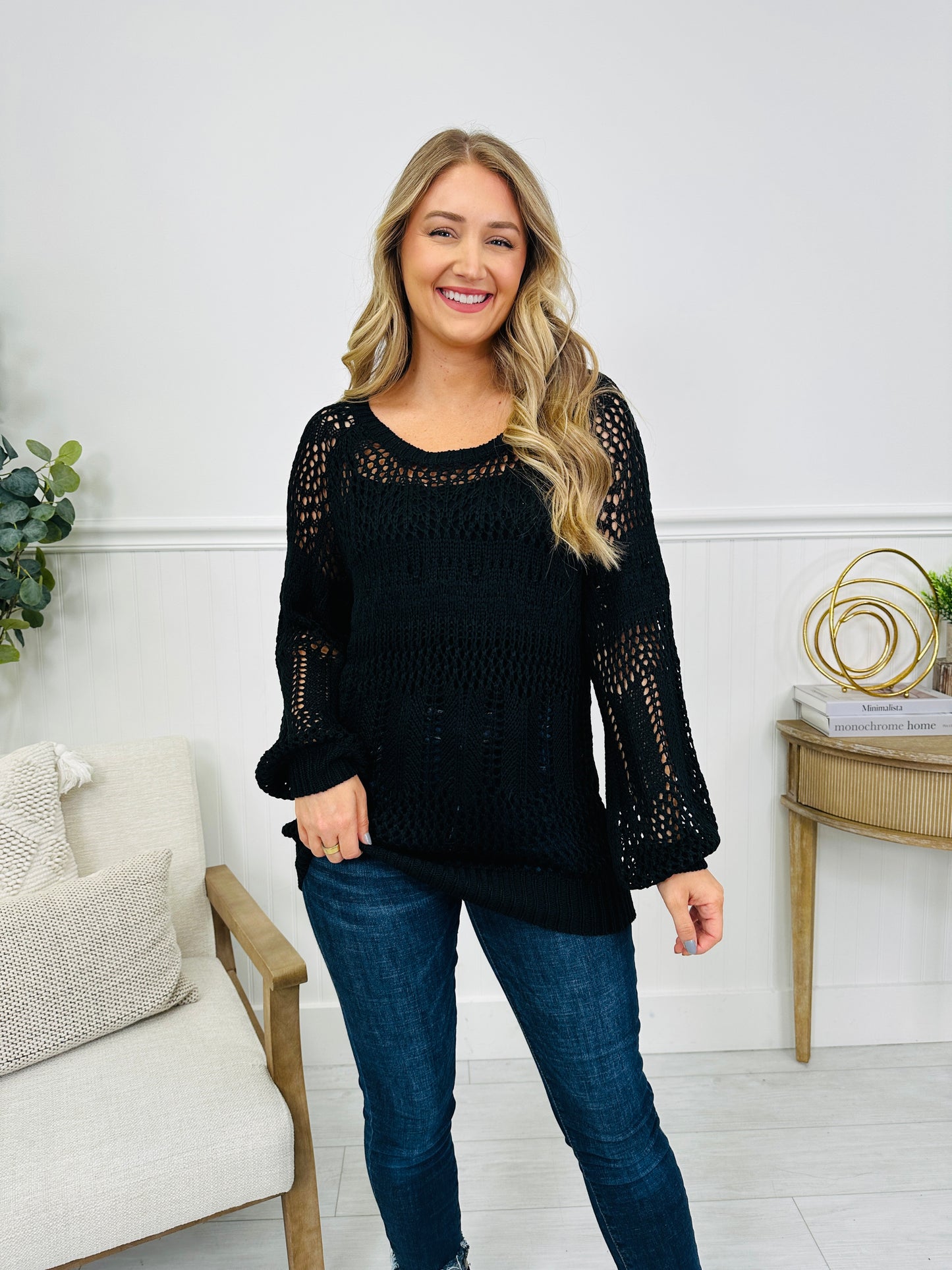The Quiet Beauty Top In Black