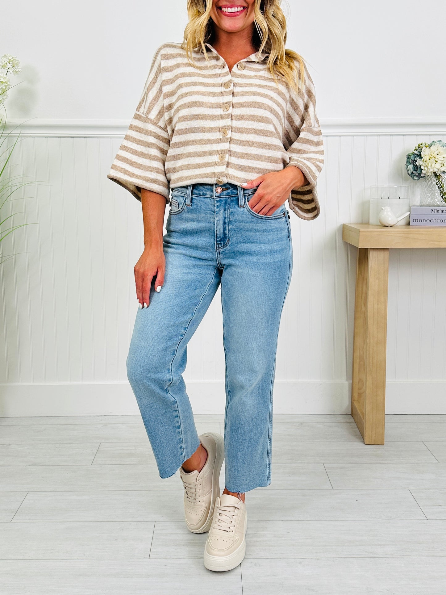 Judy Blue Feel Good Fit Ankle Straight Jeans