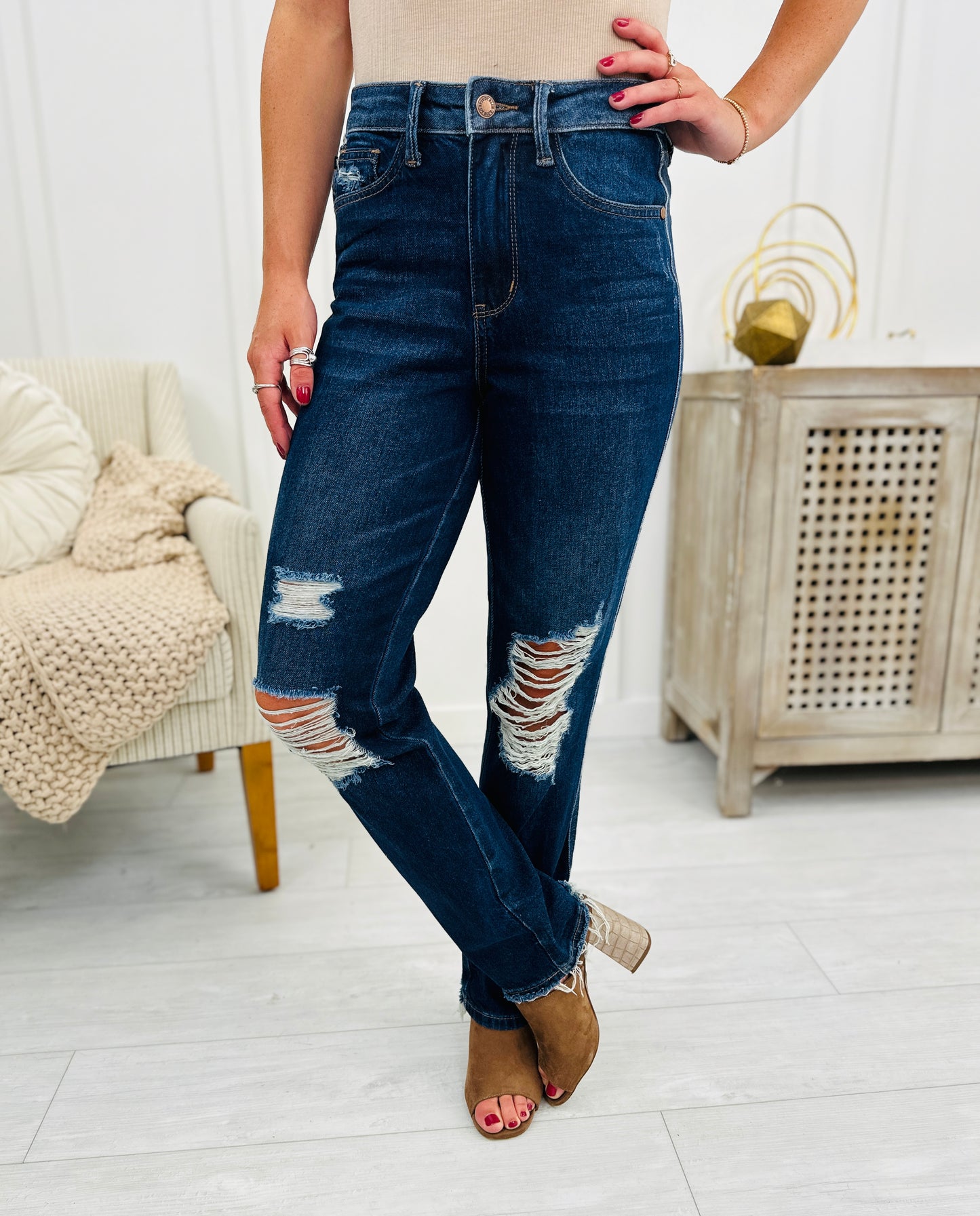 Judy Blue 24K Magic Straight Leg Jeans in Reg/Curvy