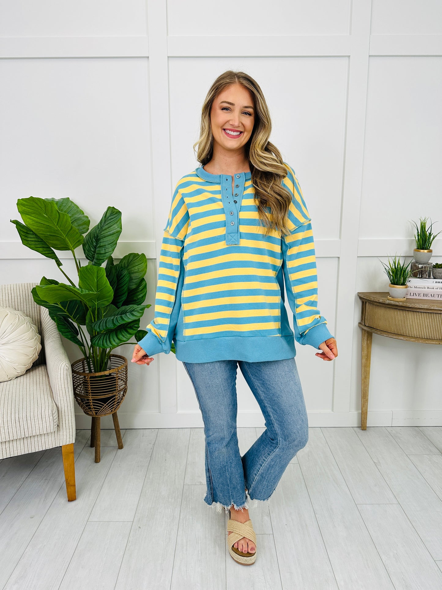 Play It Cool Pullover in Yellow/Blue