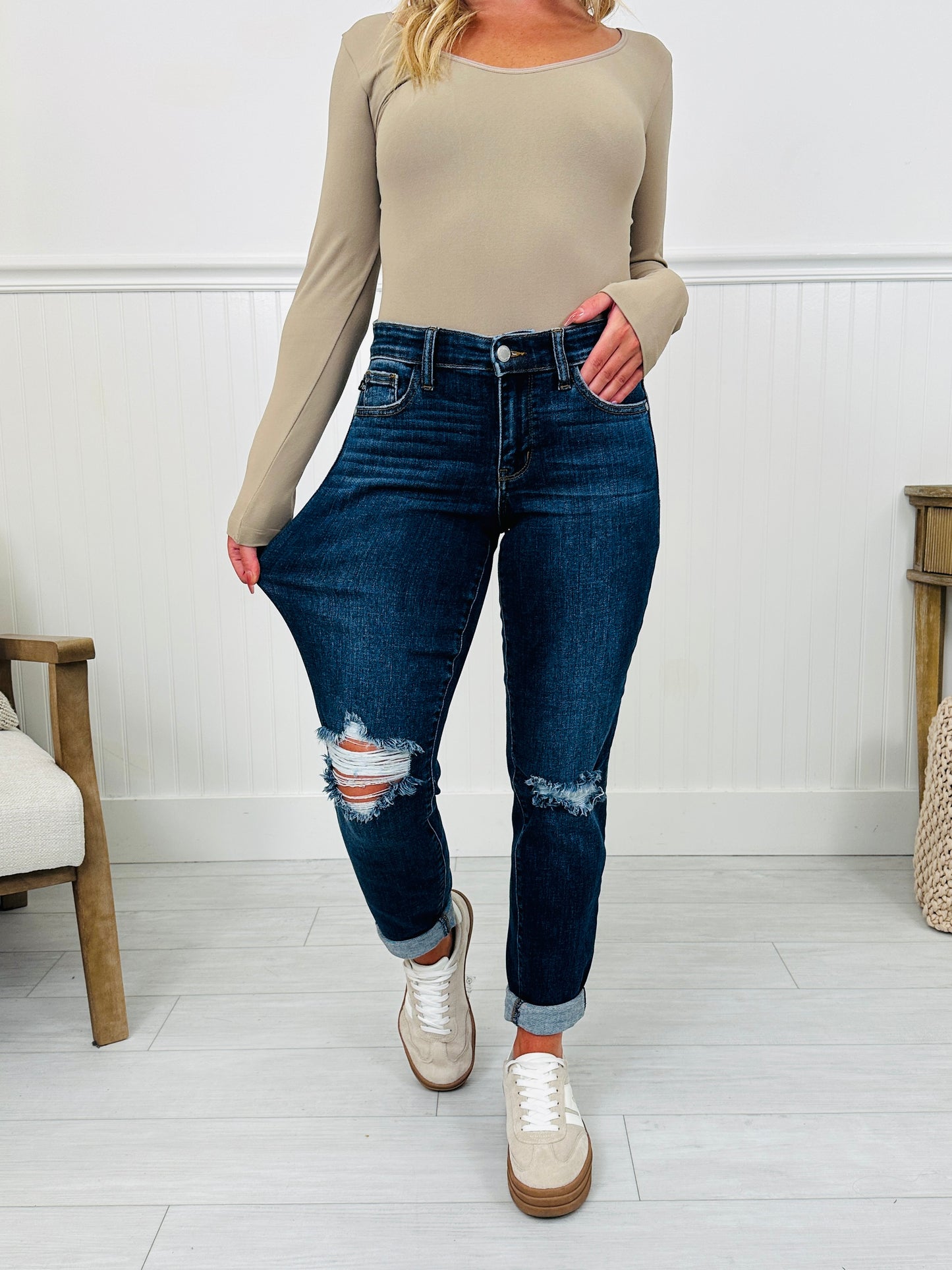 Judy Blue Walk This Way Slim Straight Leg Jeans
