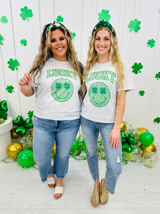 REG/CURVY St. Patrick's Day Lucky Smiley Graphic Tee