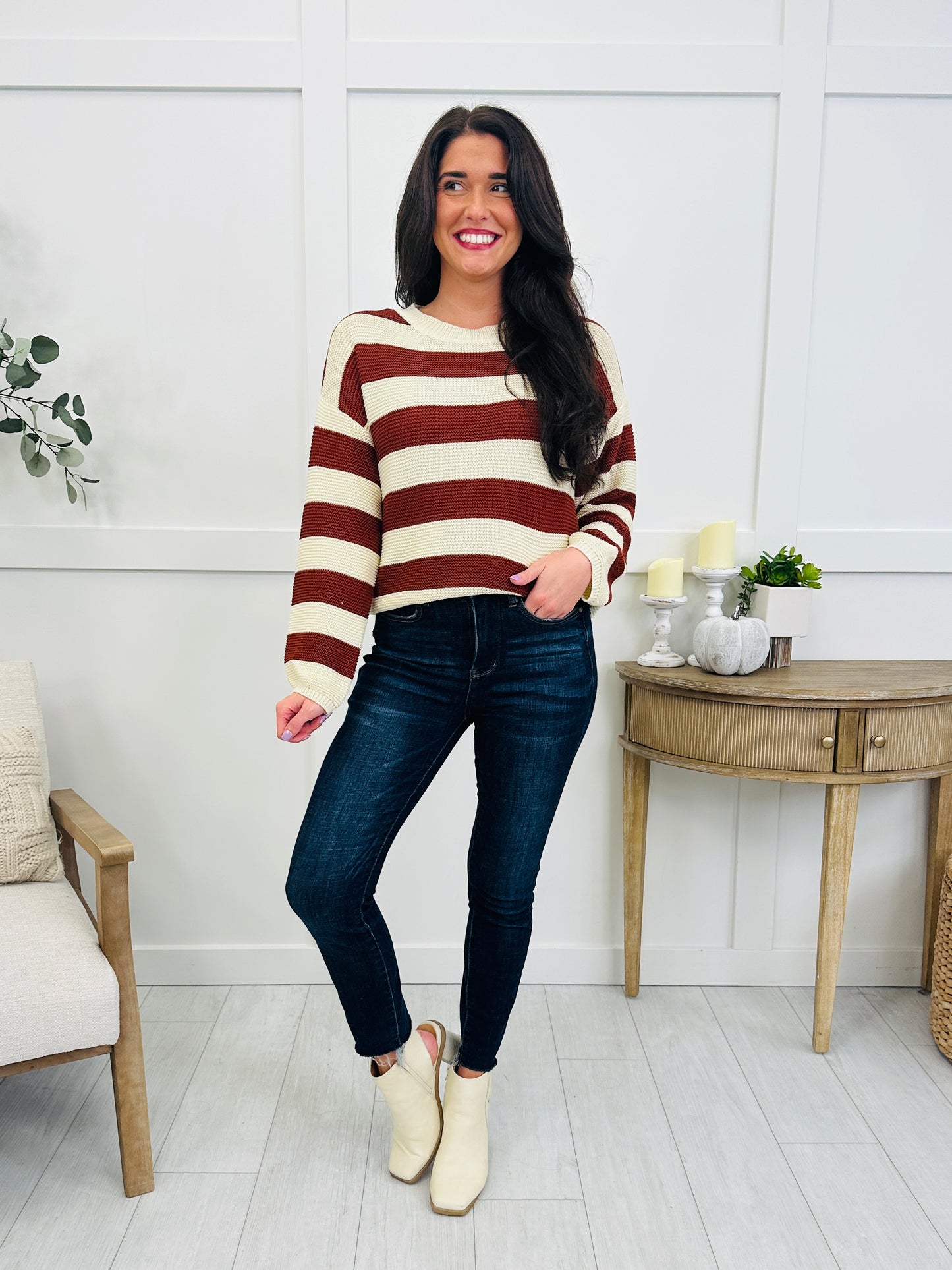 Sunday By The Sea Sweater In Rust