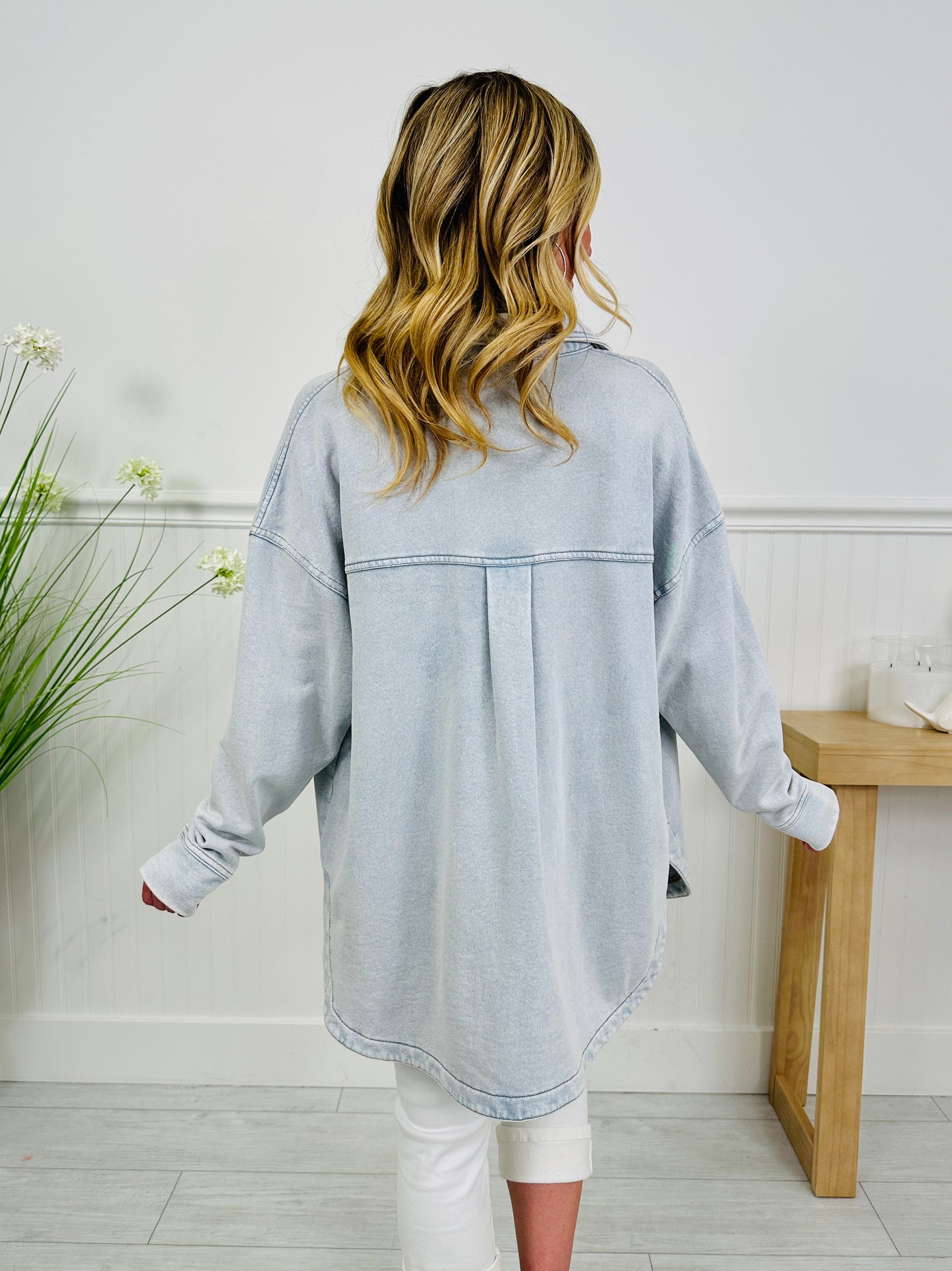 MOCO Exclusive Go Everywhere Jacket in Light Denim