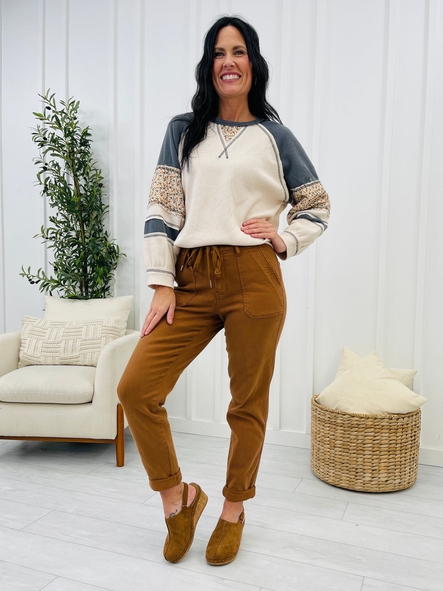 Judy Blue Comfortable in Camel Joggers in Reg/Curvy