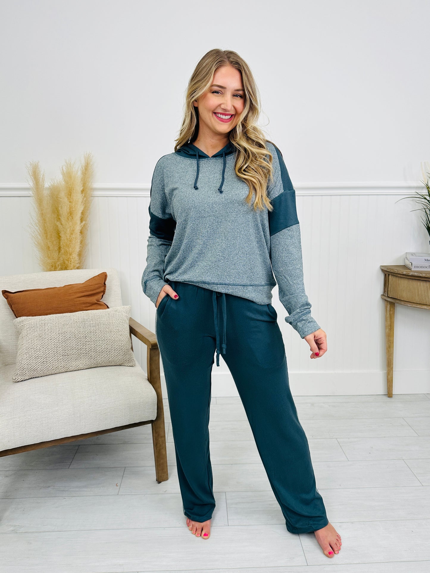 Stride In Sync Set- Multiple Colors!