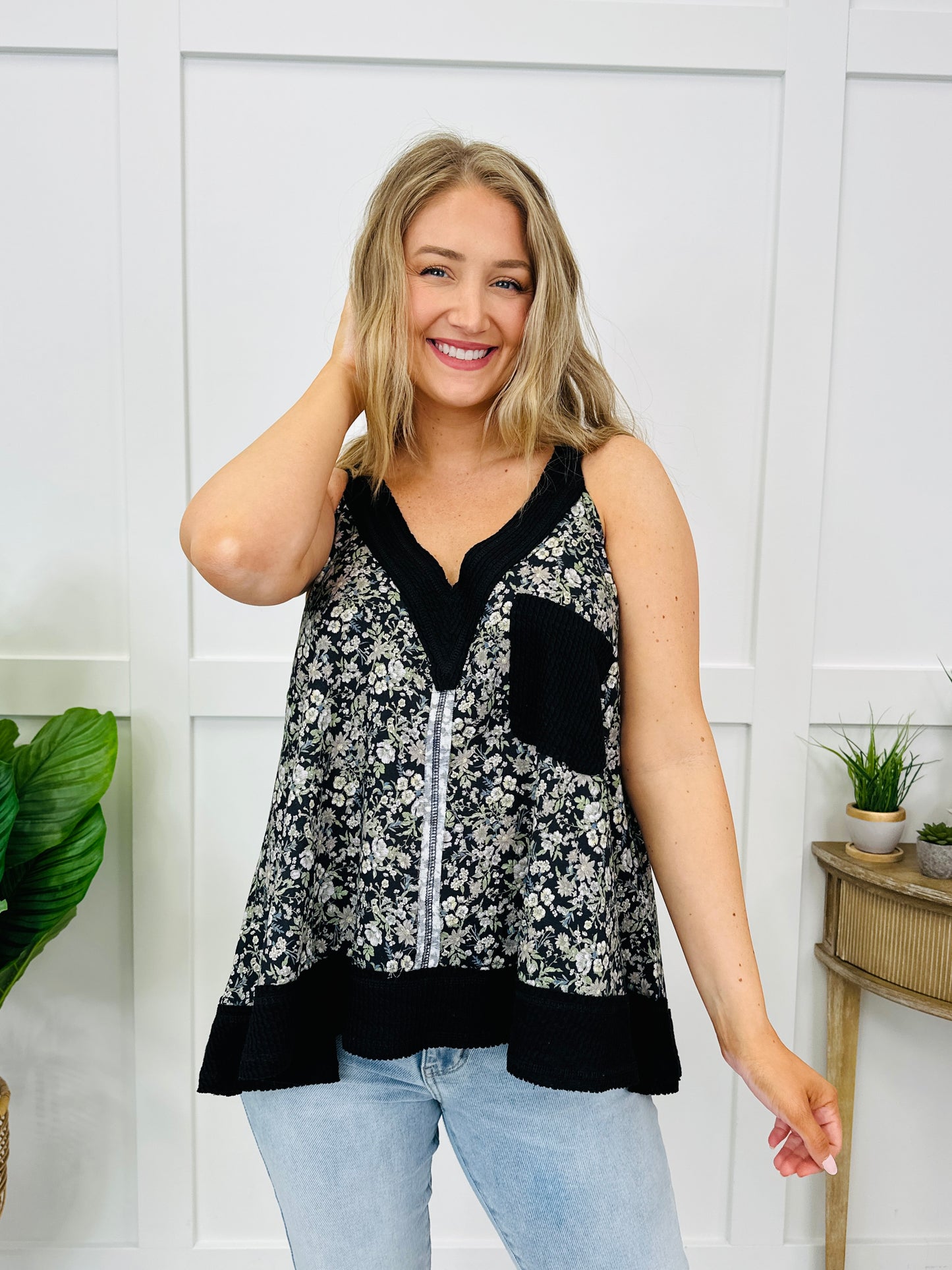 Let It Be Lovely Tank Top In Black Multi