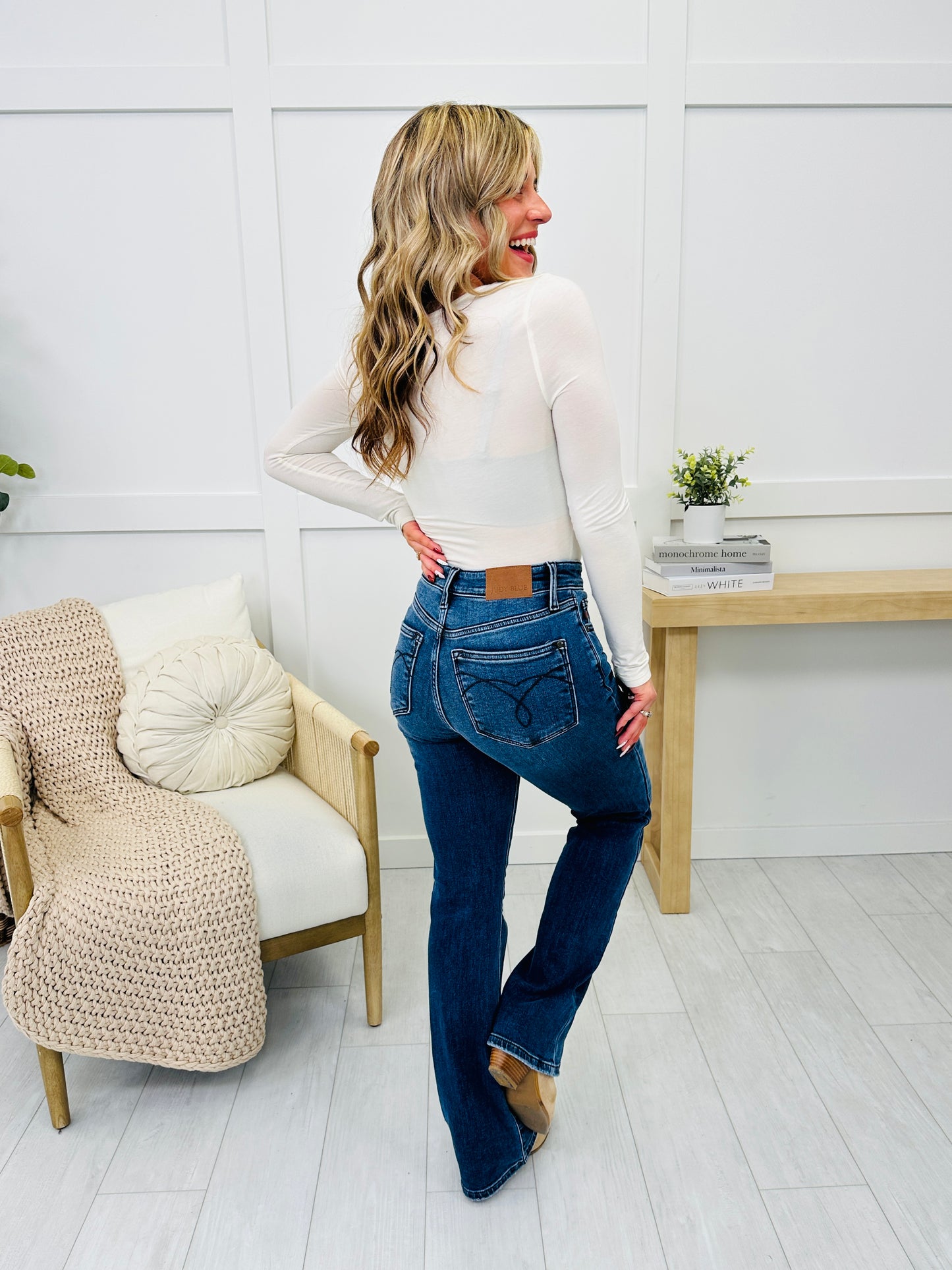 Judy Blue Wrapped in Love Thermal Bootcut Jeans in Reg/Curvy