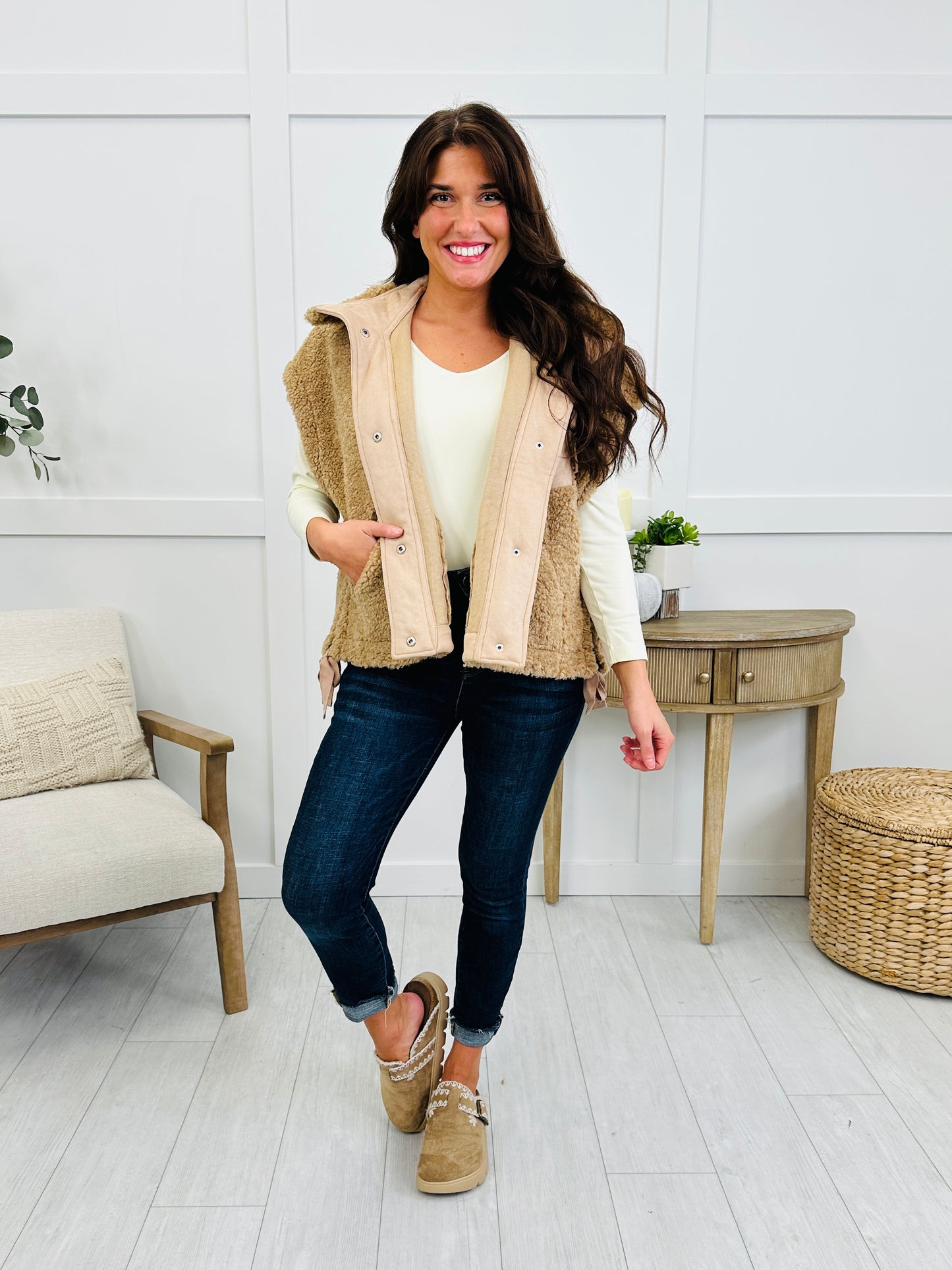Warmline Layer Vest In Caramel