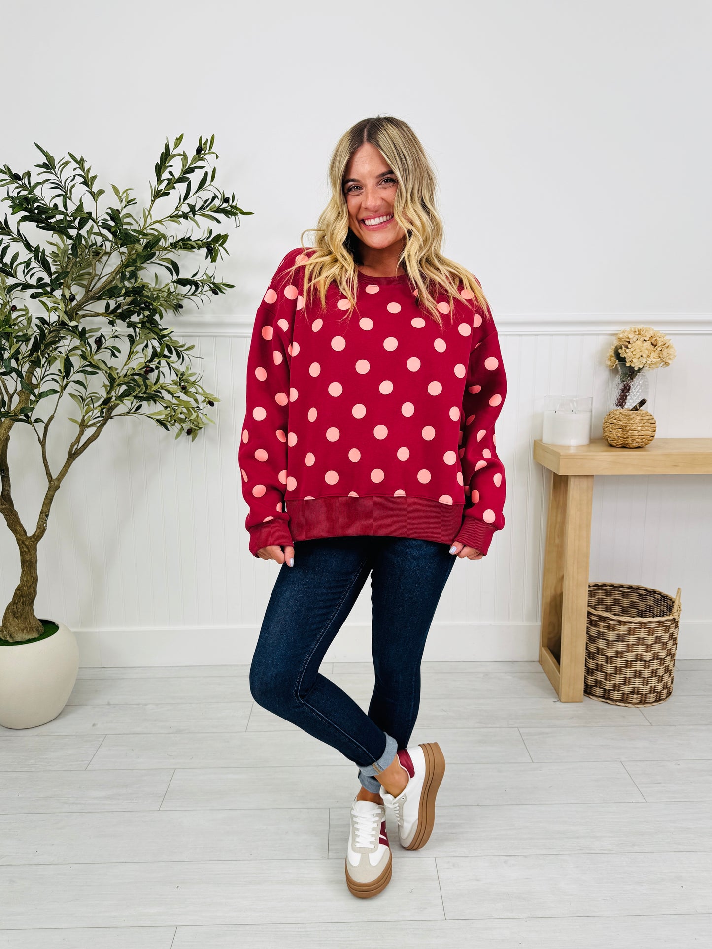Dot Your Day Pullover In Wine