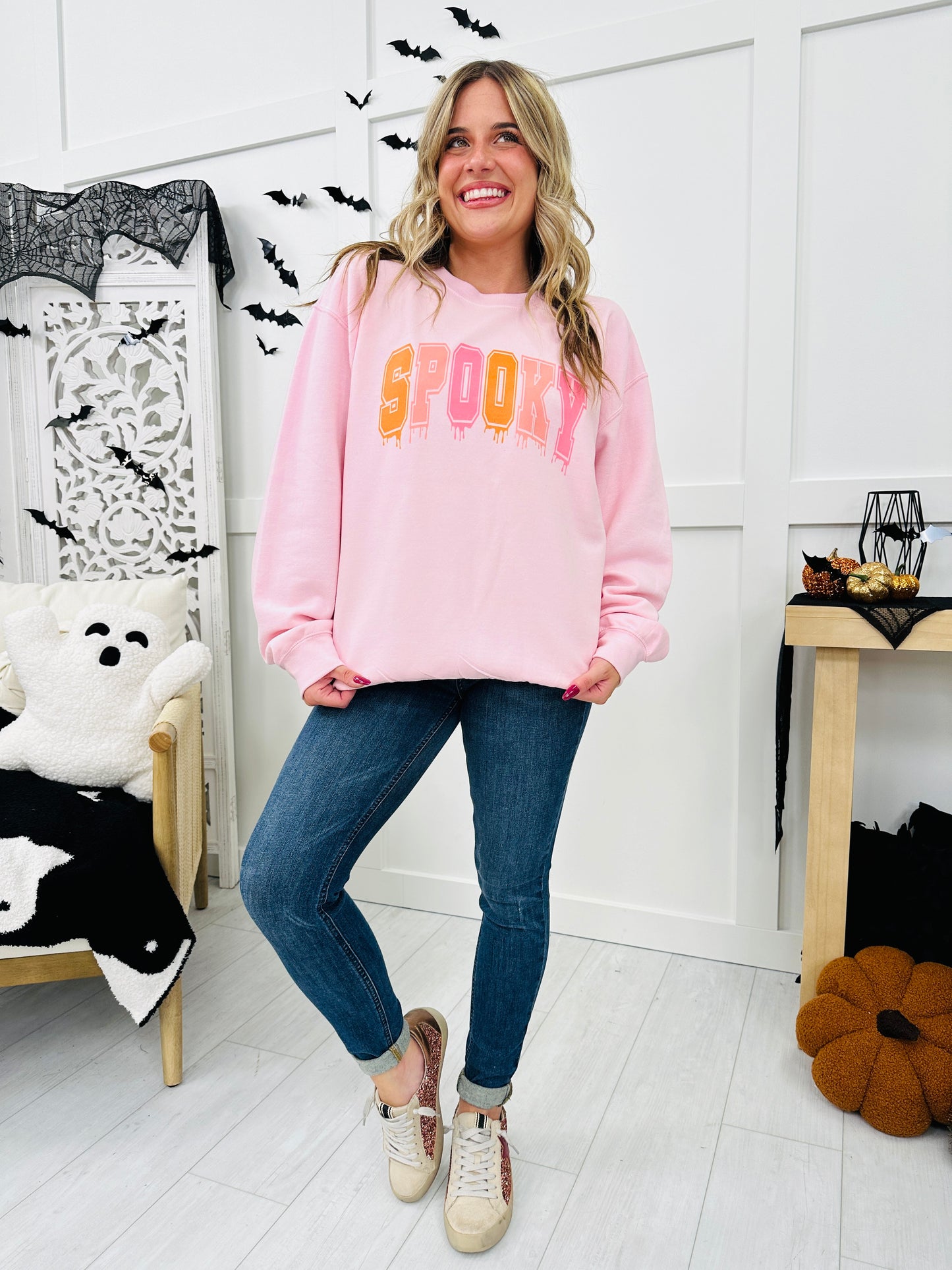 REG/CURVY Pink Frights Sweatshirt