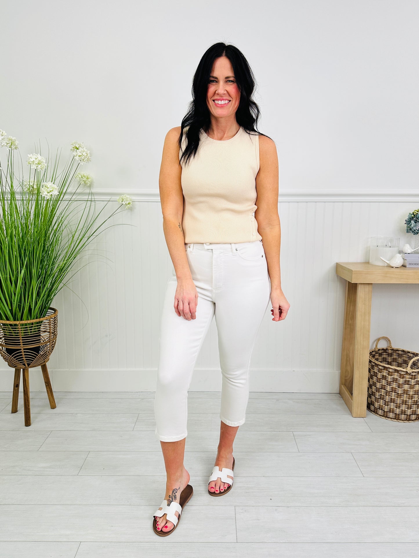 Judy Blue Signs of Spring Tummy Control Capris