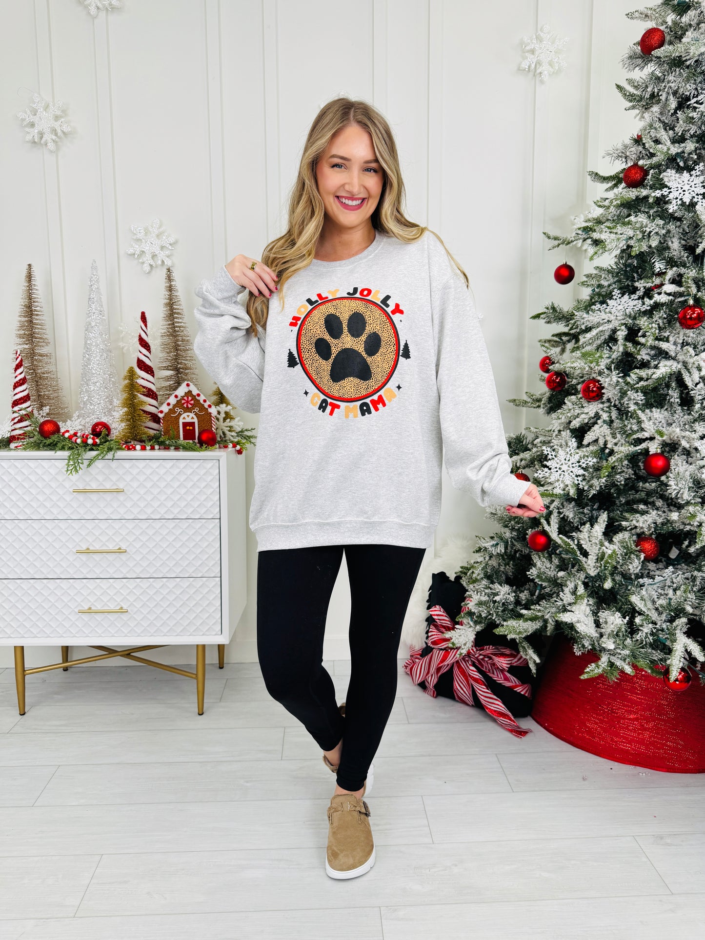 Holly Jolly Cat Mama Graphic Crewneck Sweatshirt