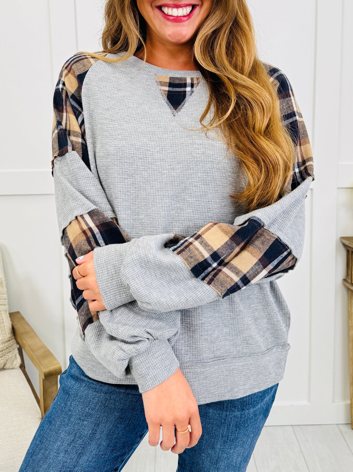 Harvest Trail Top In Grey/Navy