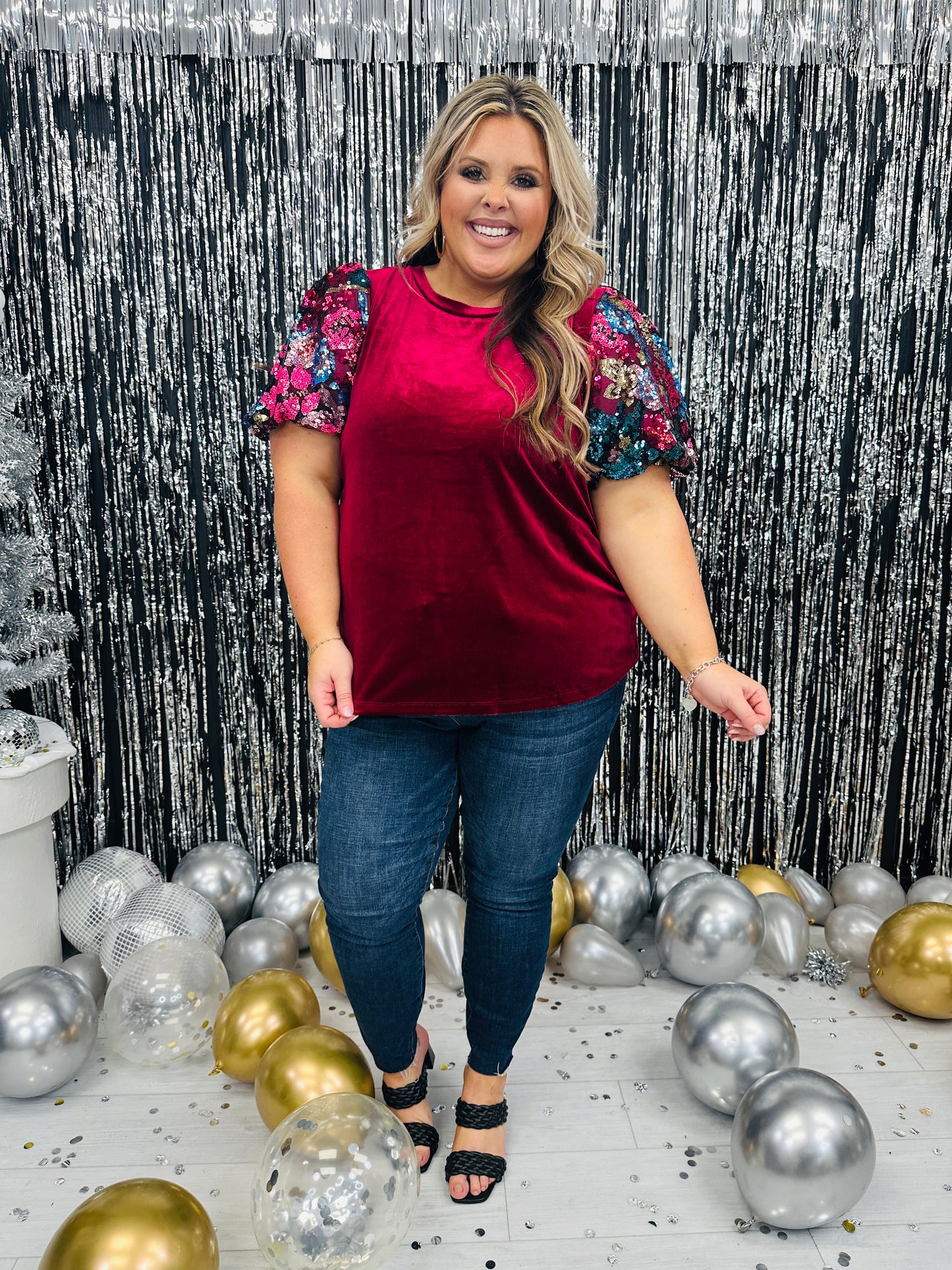 REG/CURVY Midnight Magic Top In Wine Multi