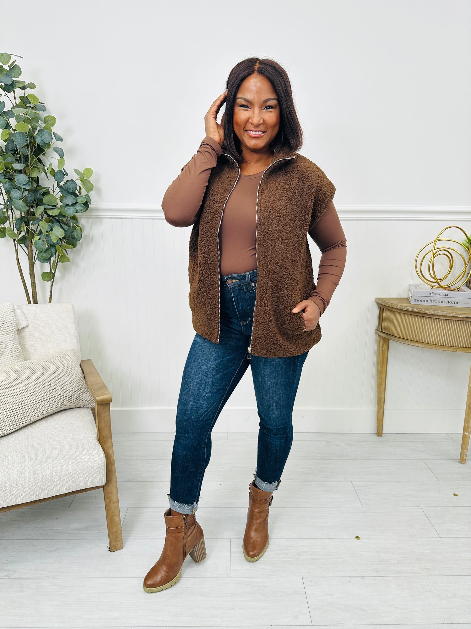 Warm Hug Vest In Multiple Colors – MOCO Boutique