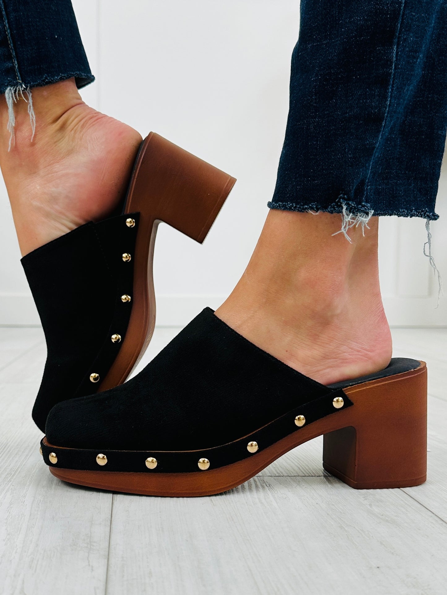 Saddlewood Studded Clog In Black