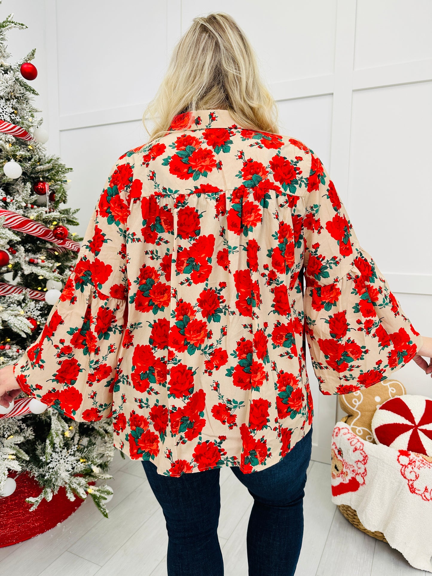 REG/CURVY Holiday Blossoms Top