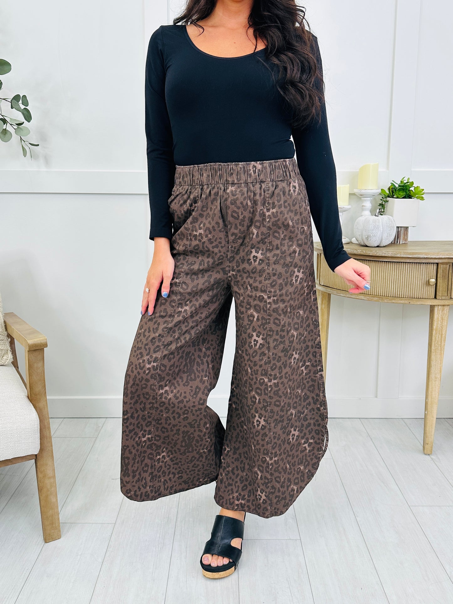 Easy Roamer Pants in Mocha Leopard