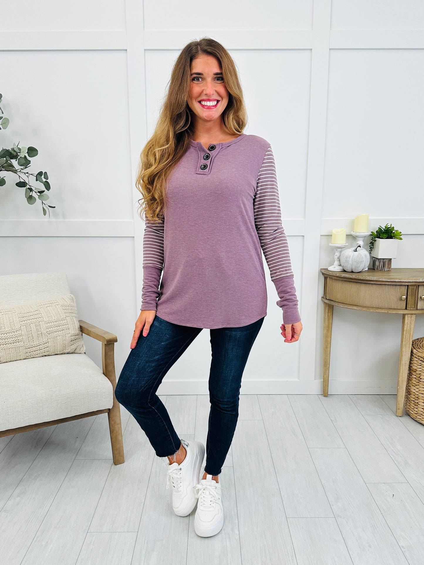 Modern Minimal Top In Multiple Colors