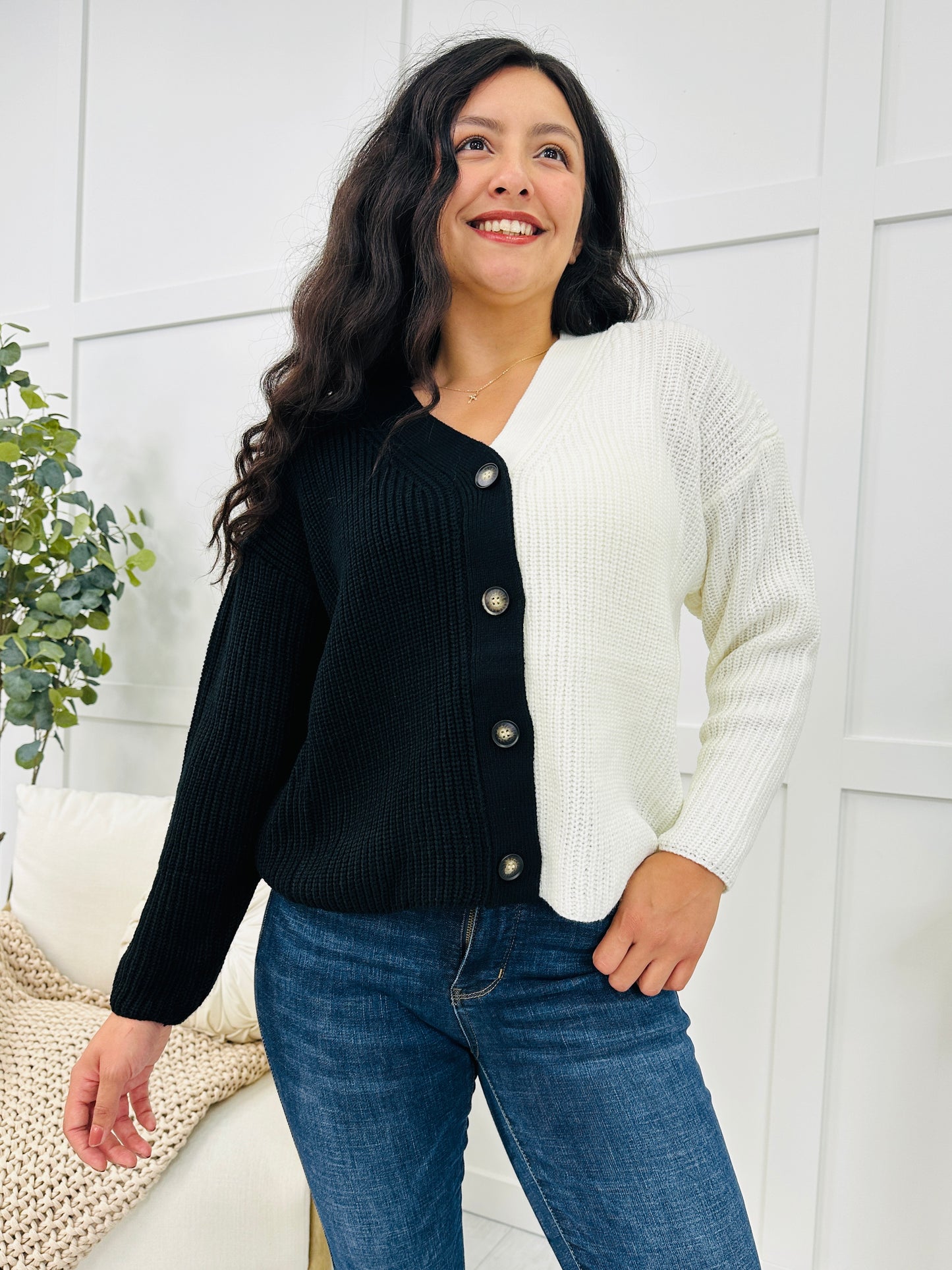 REG/CURVY Split Decisions Cardigan