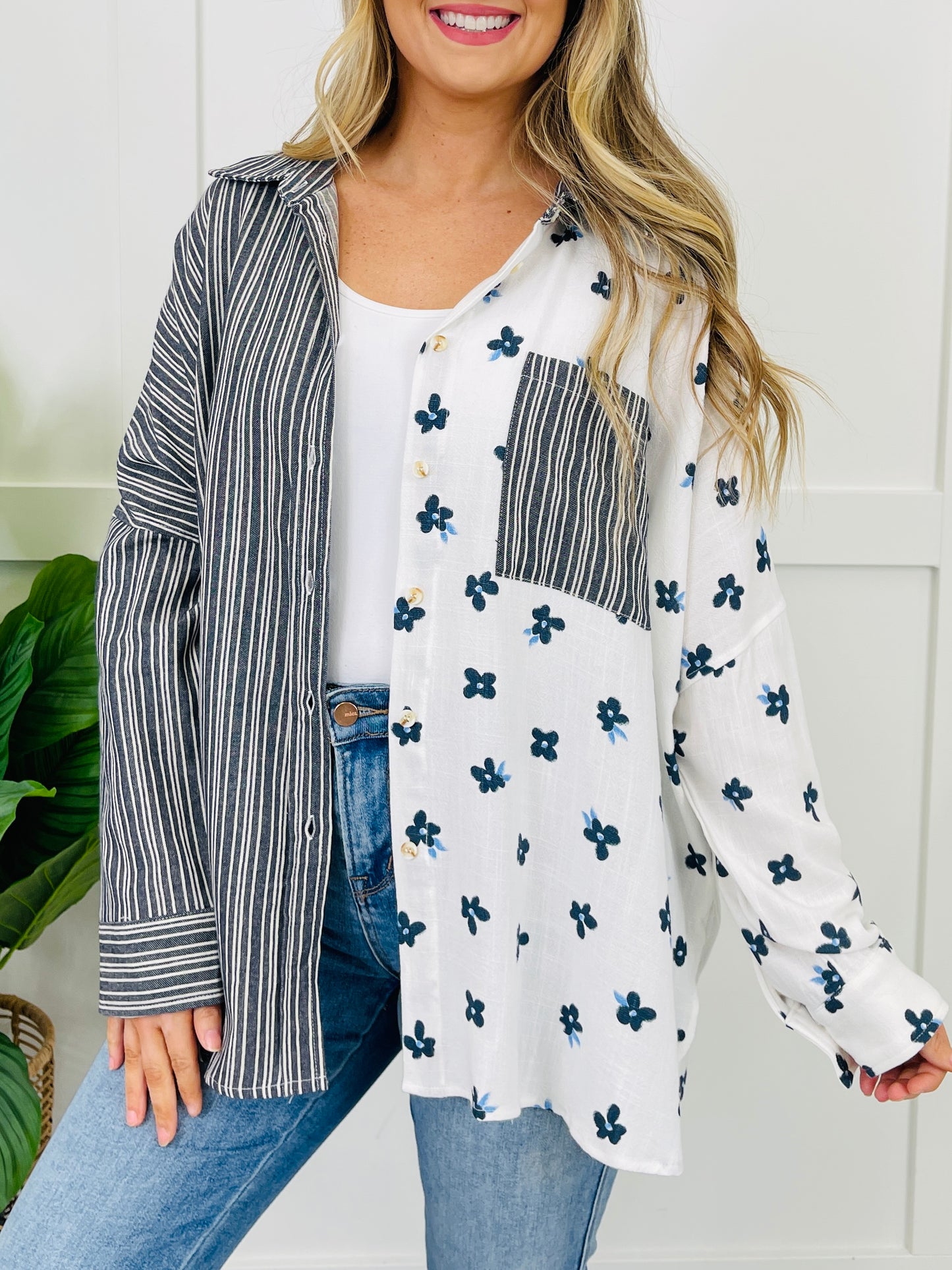 Two Sided Story Top In Navy