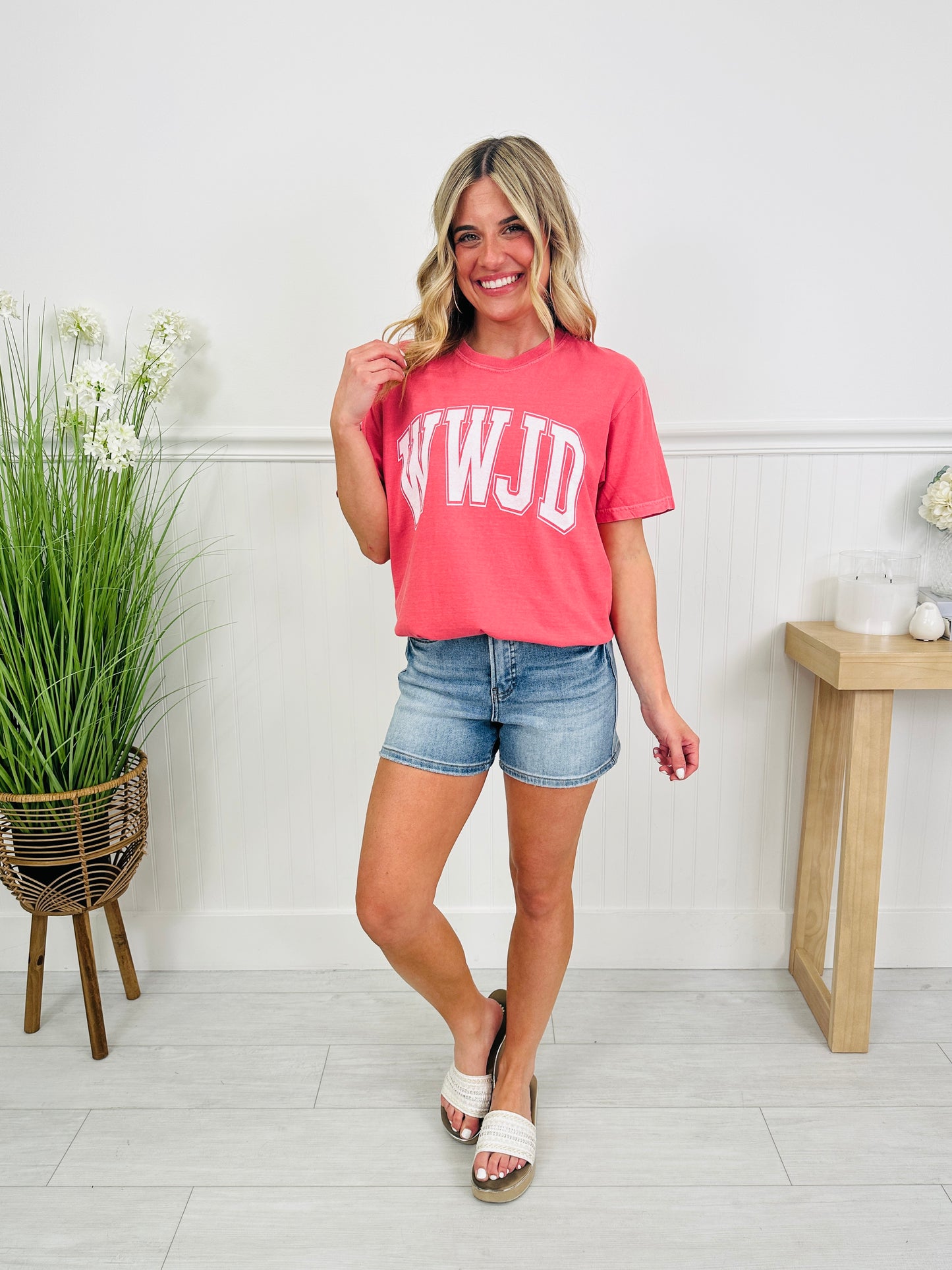 WWJD Graphic Tee