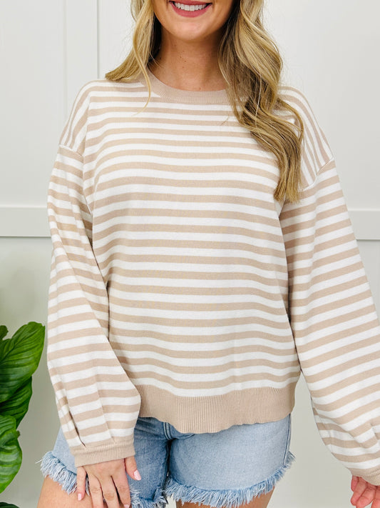 Simple Lines Top in Sand