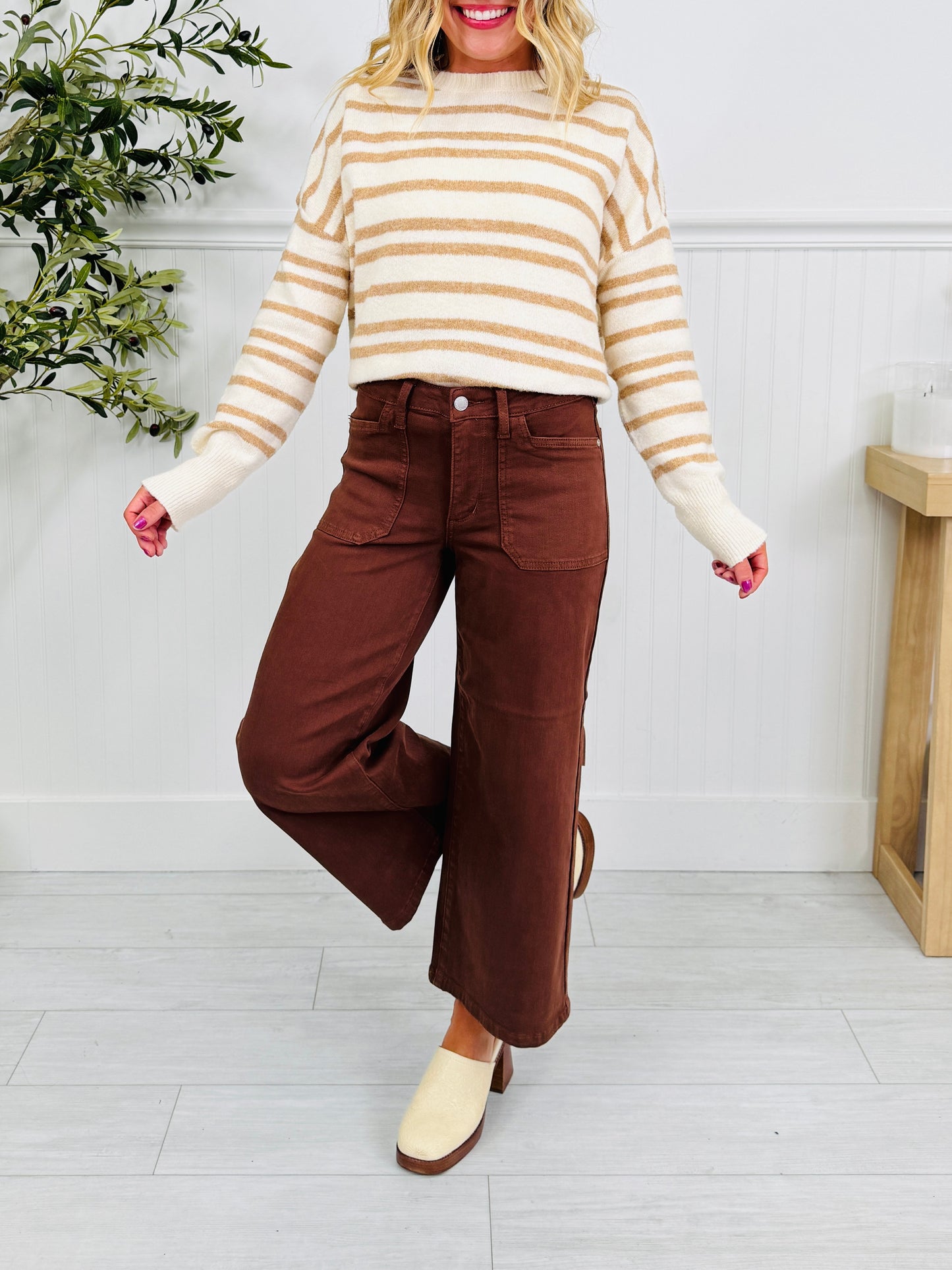 Judy Blue Melt In Your Mouth Chocolate Wide Leg Cropped Jeans