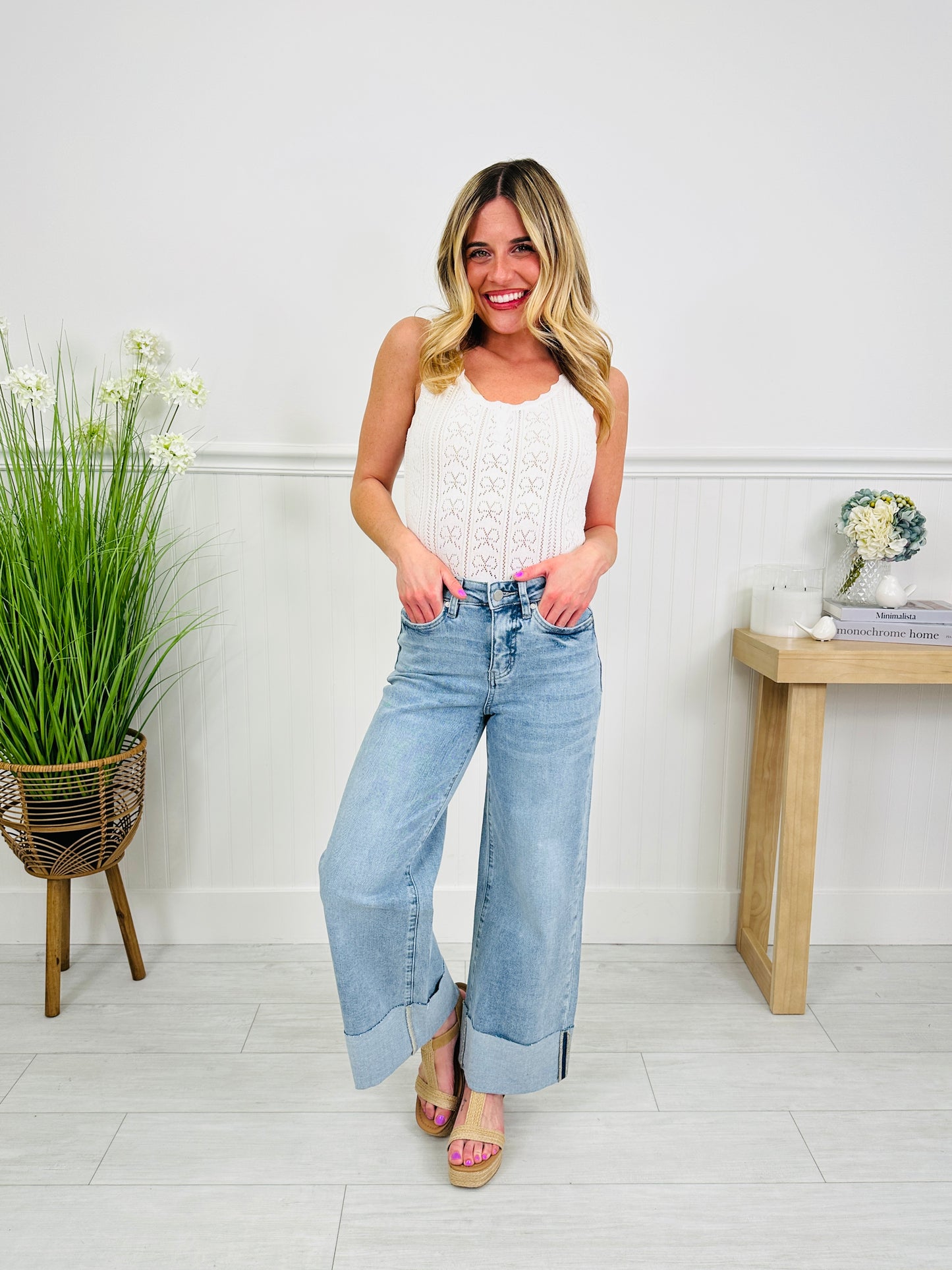 Right on Time Tummy Control Wide Leg Cropped Jeans