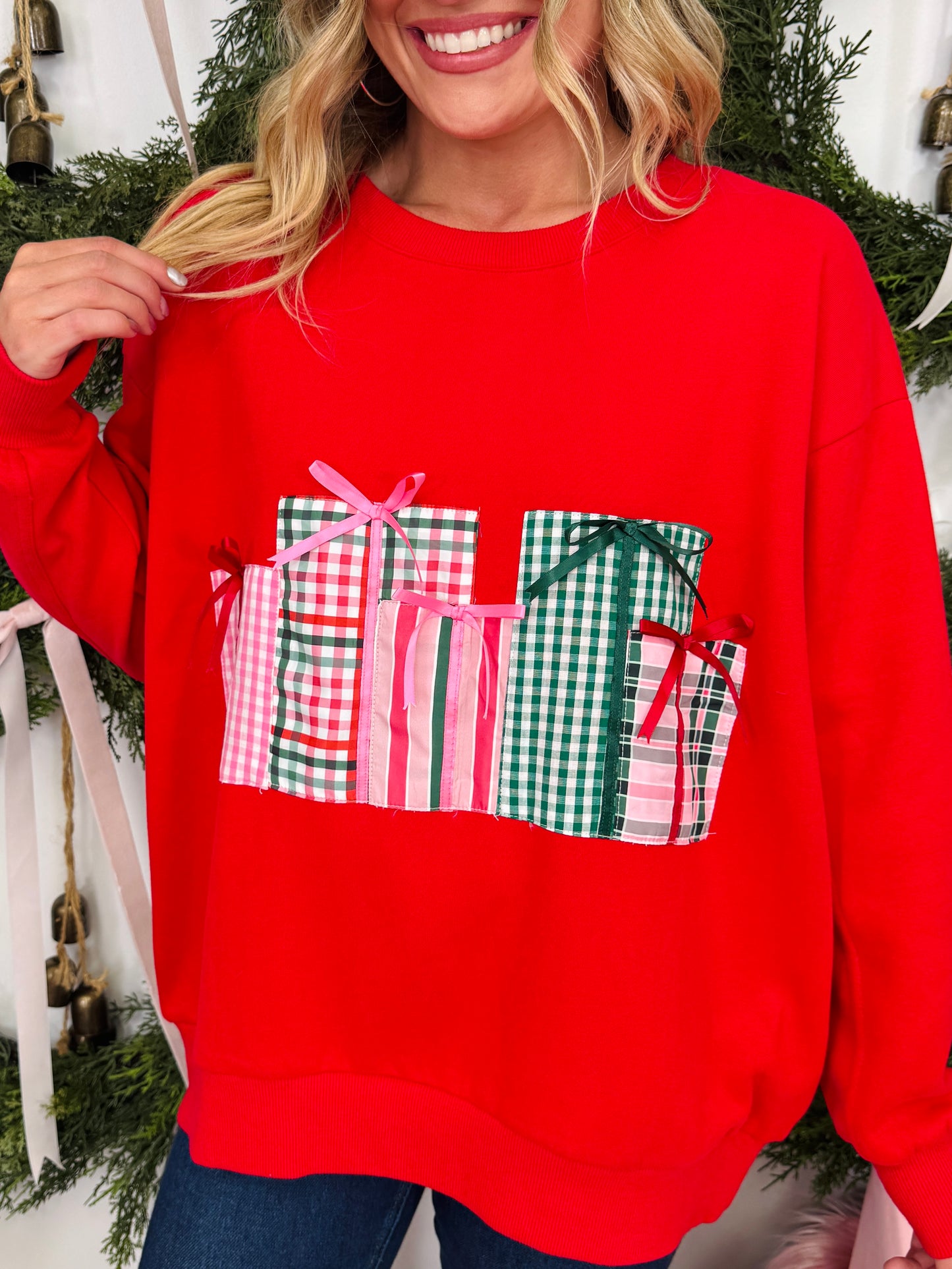 Pretty Little Presents Crewneck