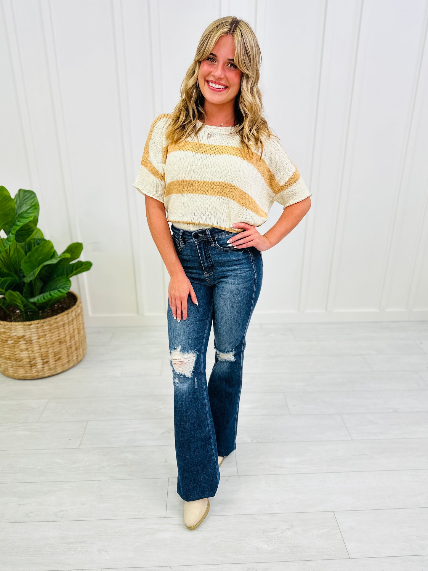 Judy Blue REG/CURVY Tummy Control Millionaire Flare Jeans