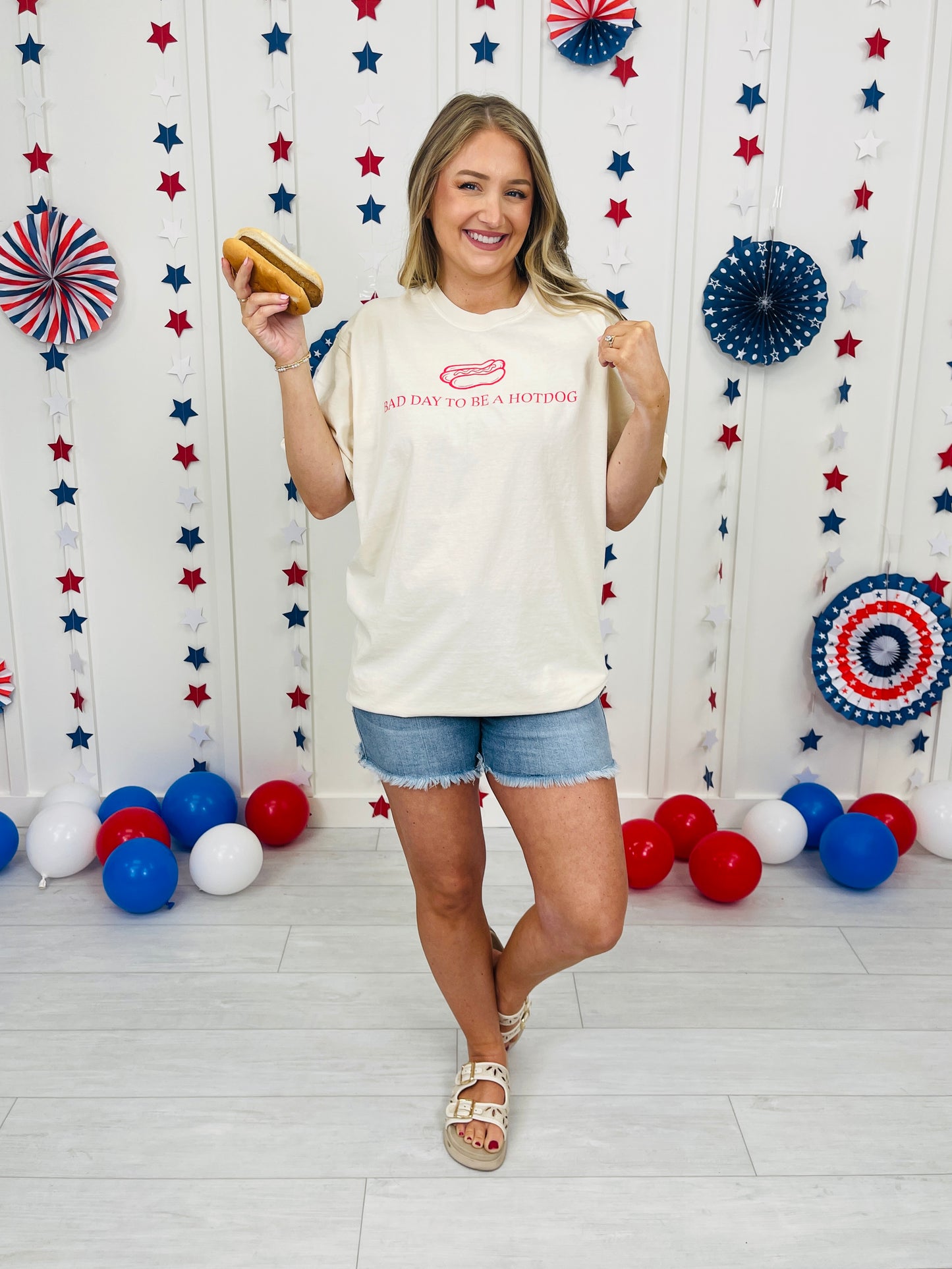 Vintage Bad Day To Be A Hot Dog Graphic Tee