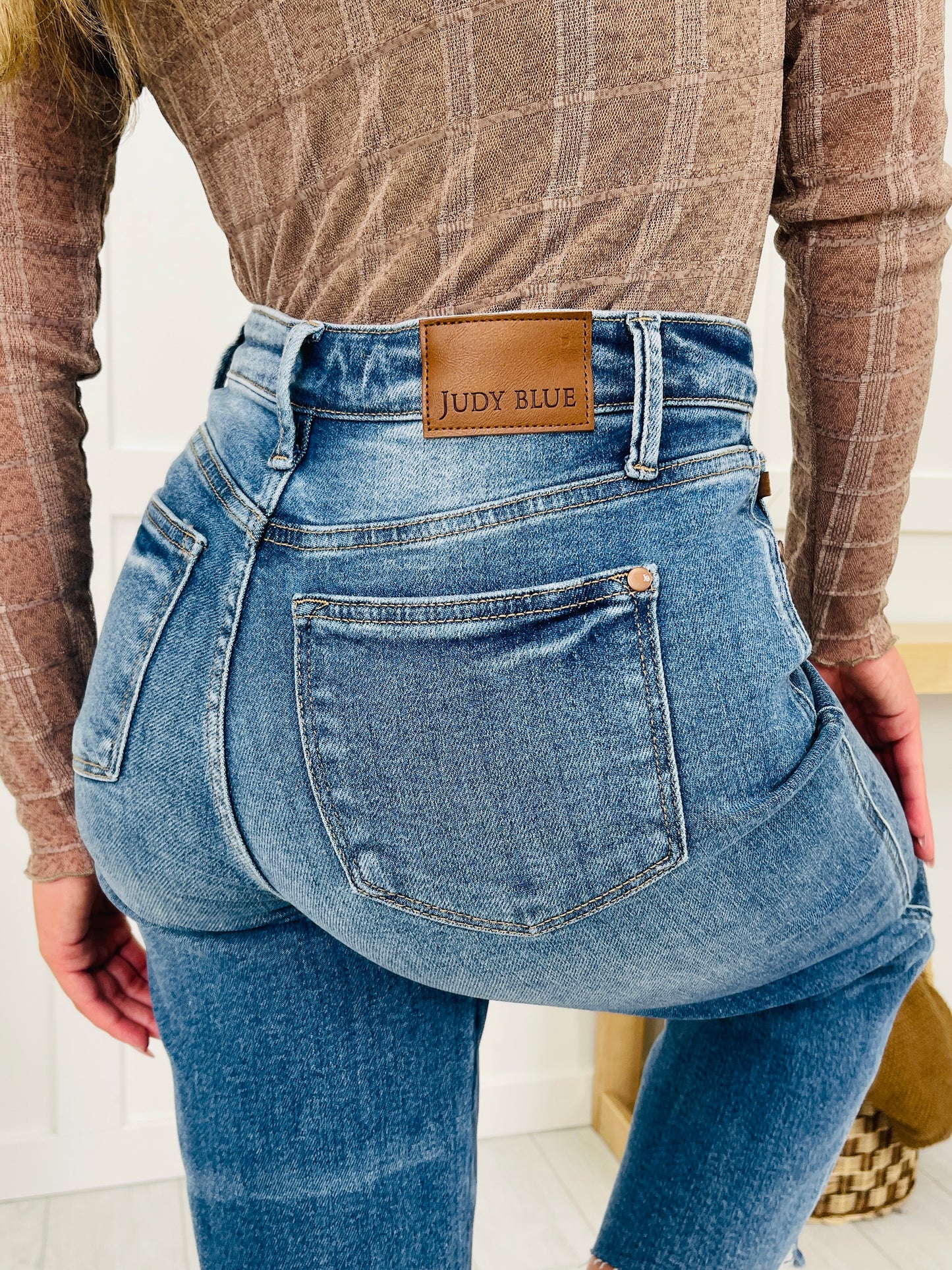 Judy Blue Mystical Magical Rigid Magic Cropped Wide Leg Jeans