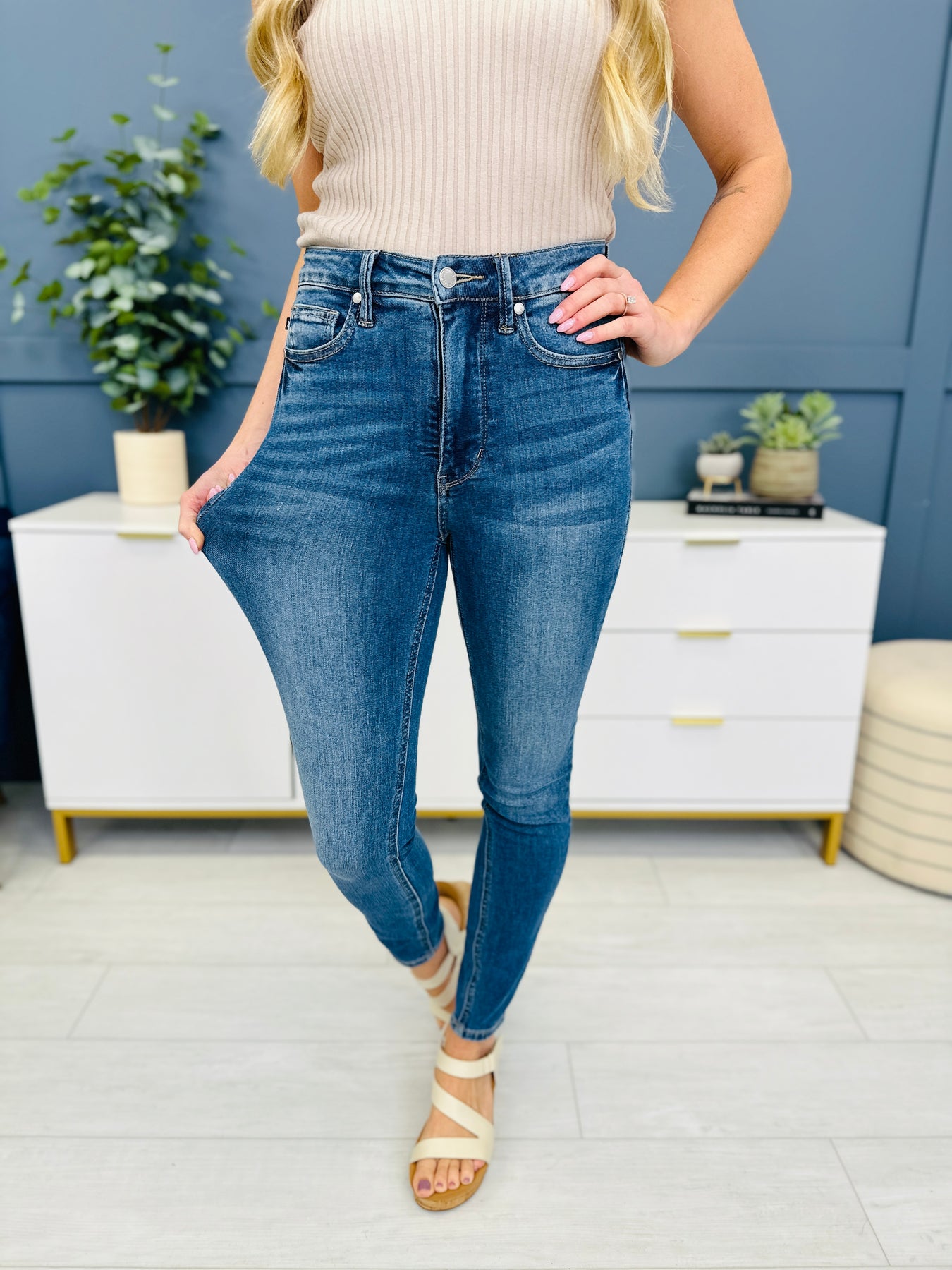 Judy Blue Skinny Tummy Control Jeans – Rust & Ruffles