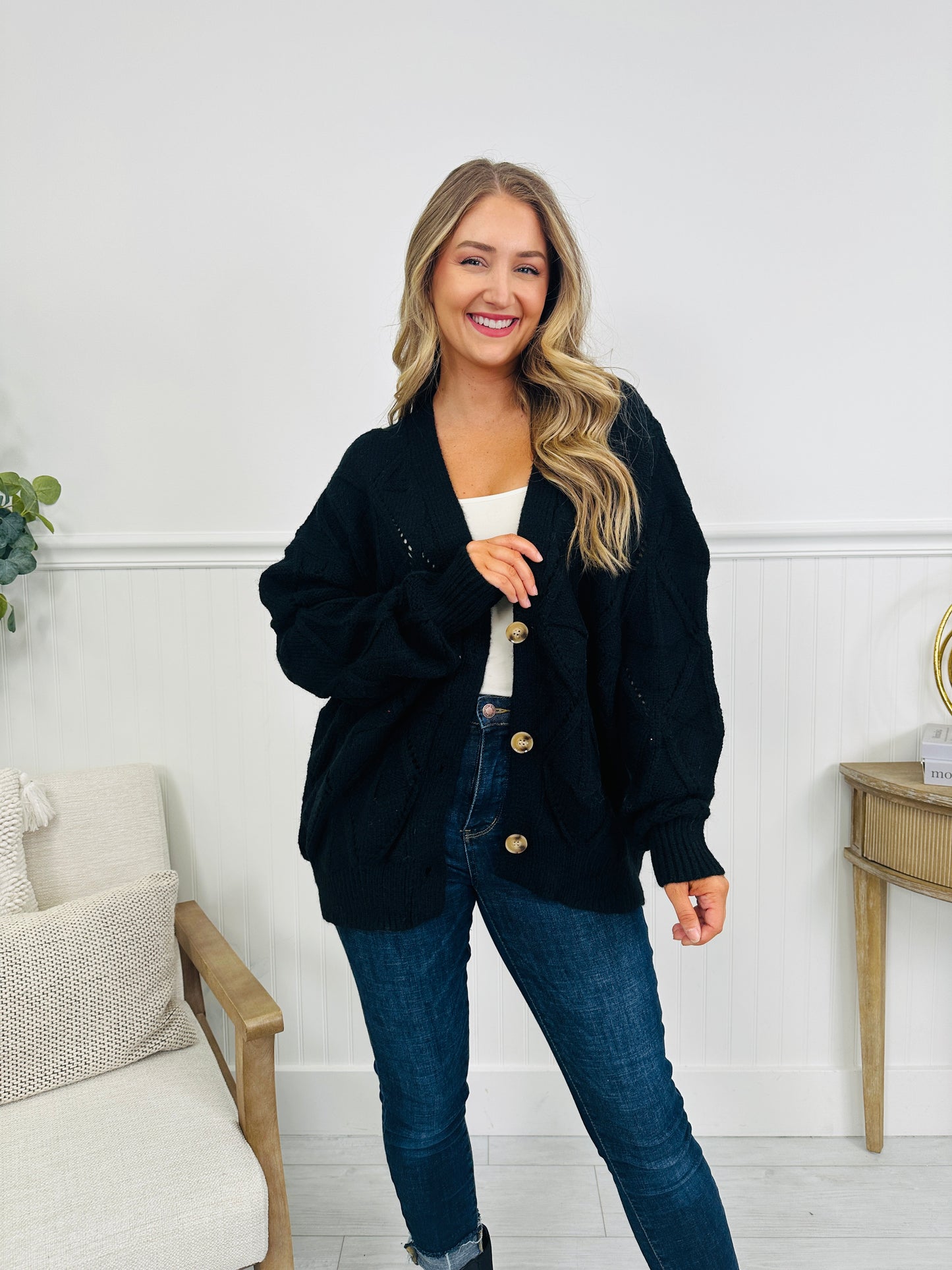 Hold Me Like This Cardigan Black