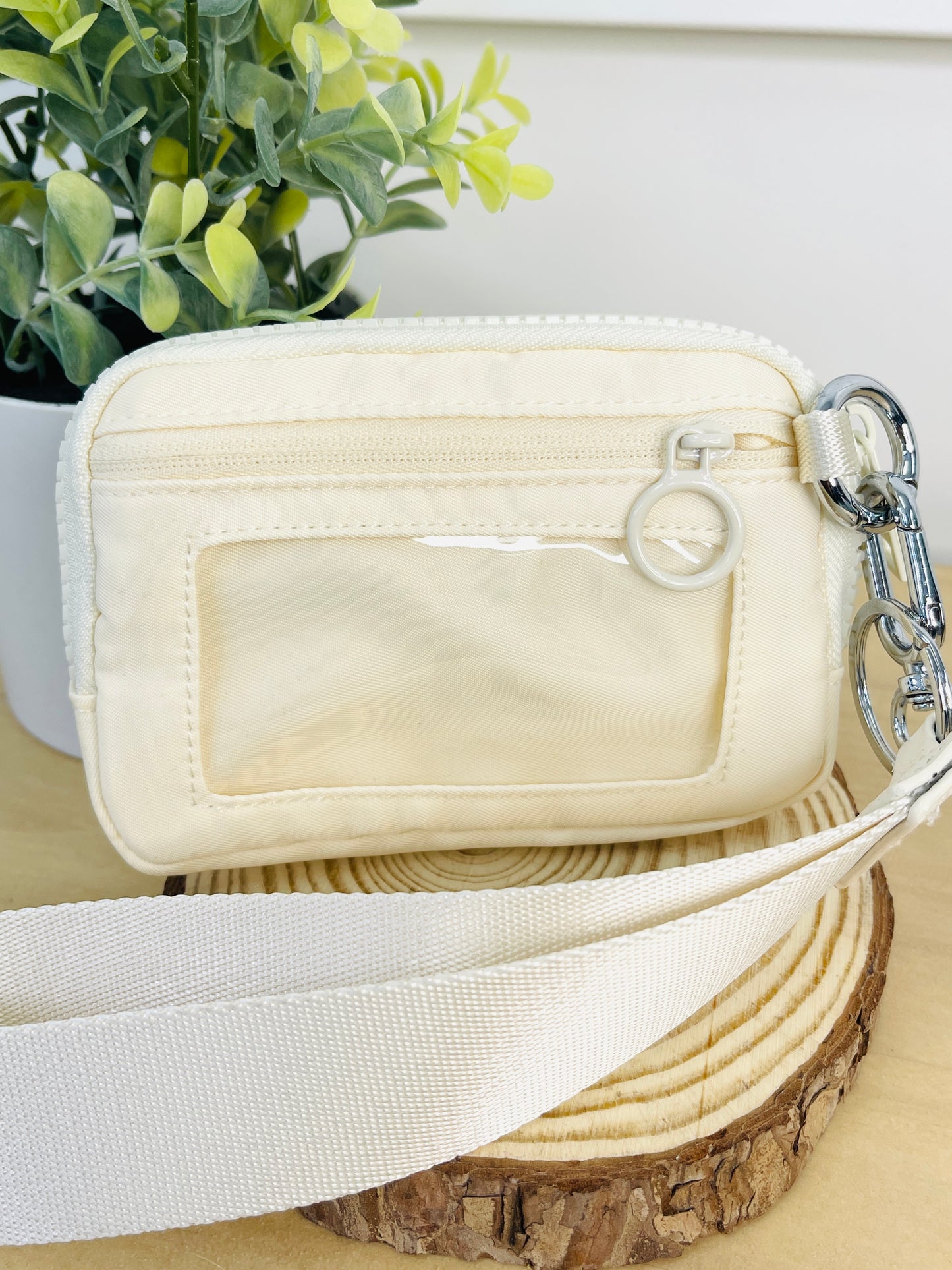 Wristlet Bag- Multiple Colors!