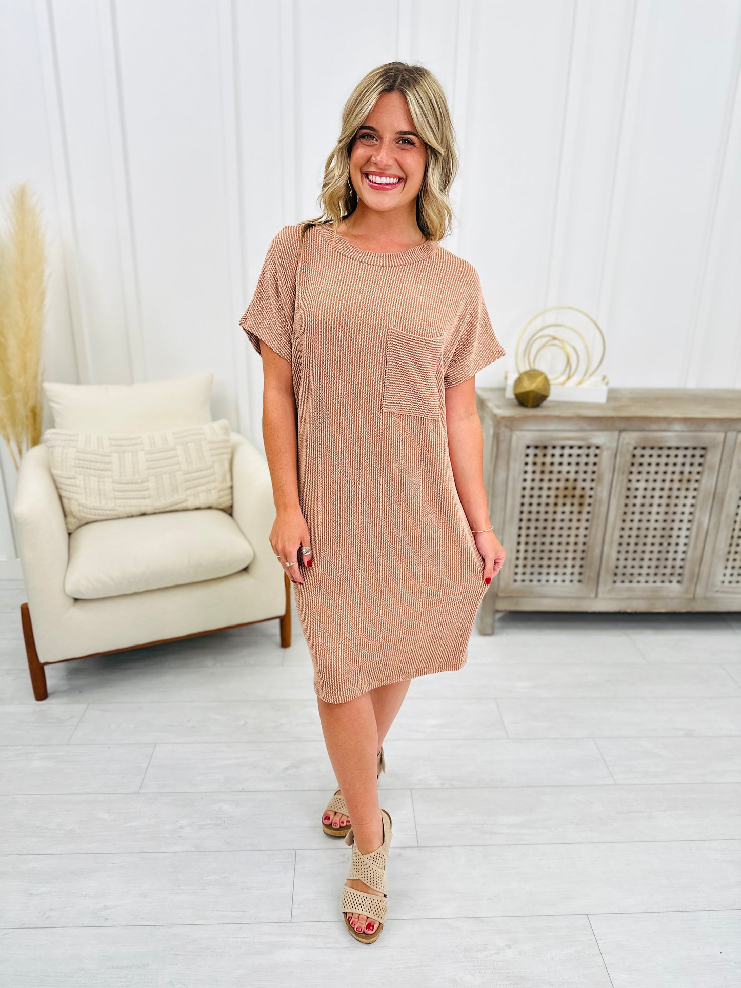 REG/CURVY Staying Chic Dress- Multiple Colors!