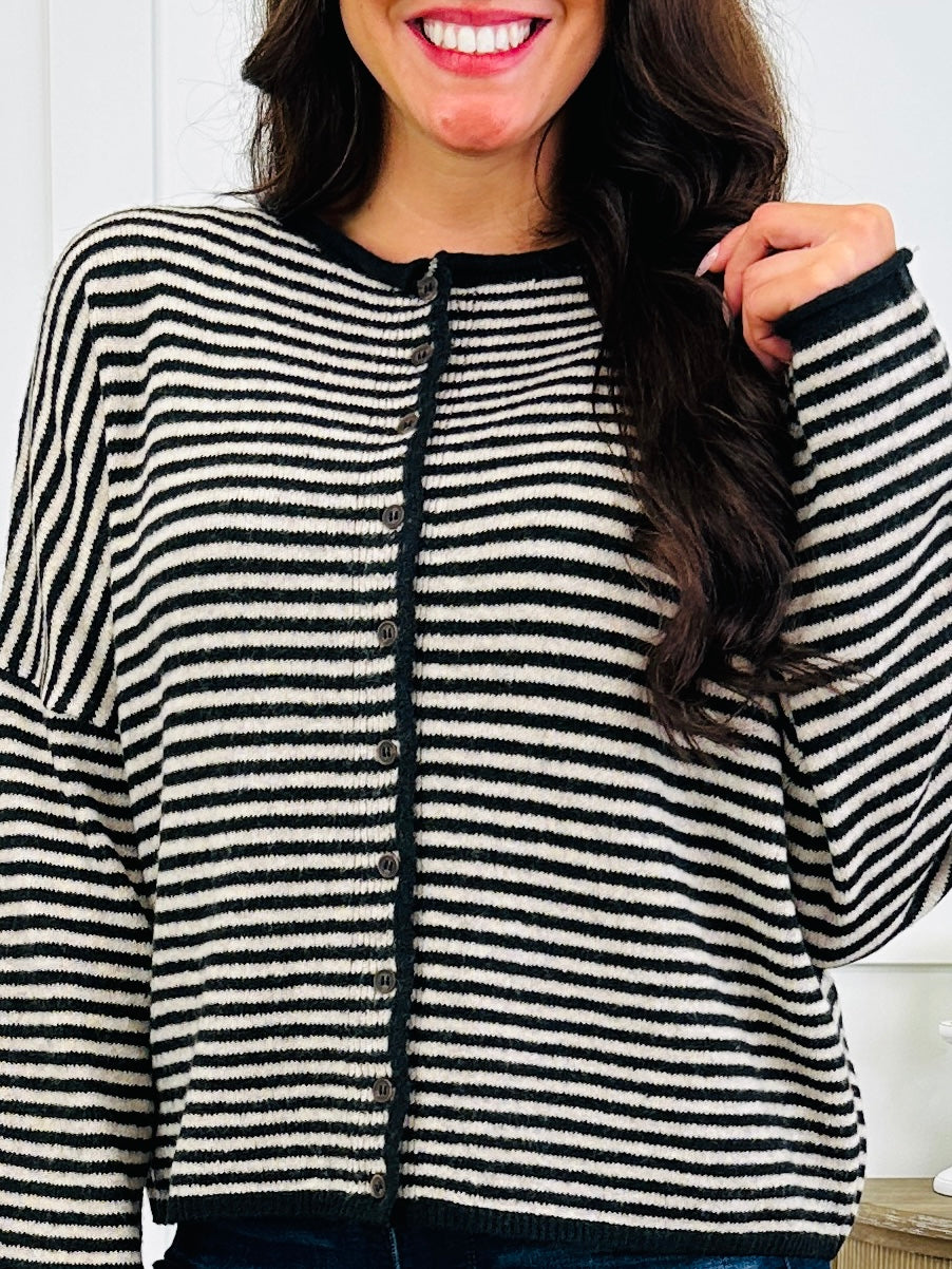 The Fireside Stripe Top In Black