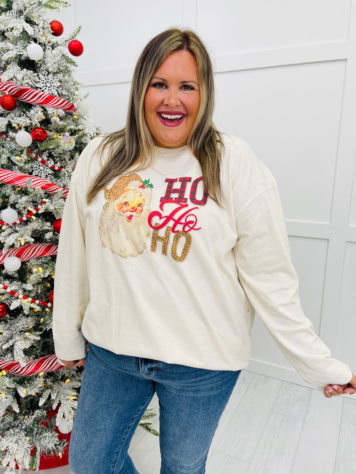 REG/CURVY Ho Ho Ho, Leopard Glow Graphic Tee