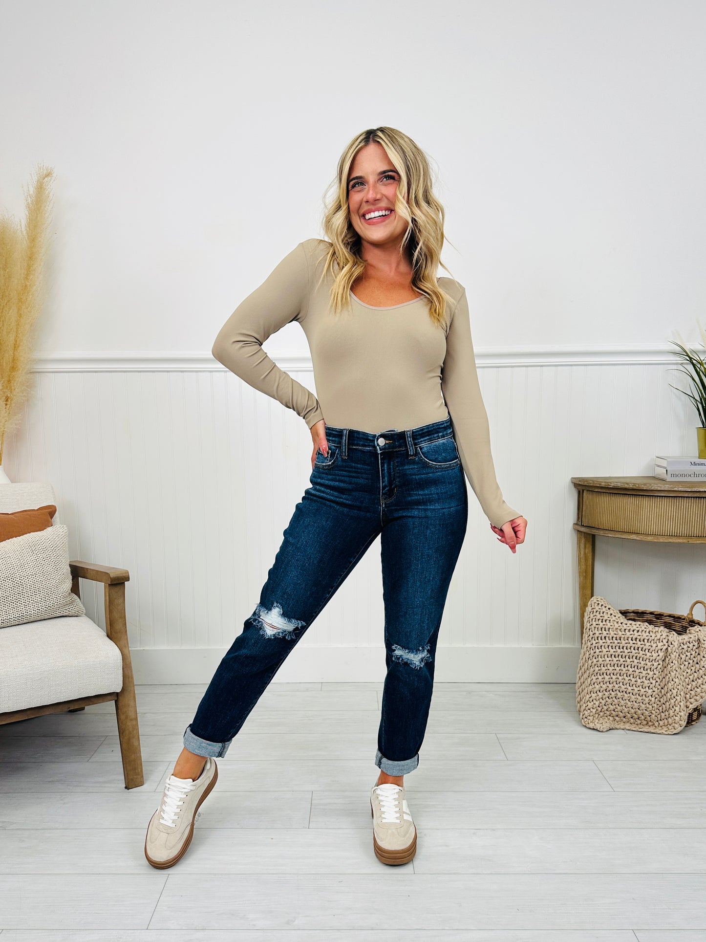 Judy Blue Walk This Way Slim Straight Leg Jeans