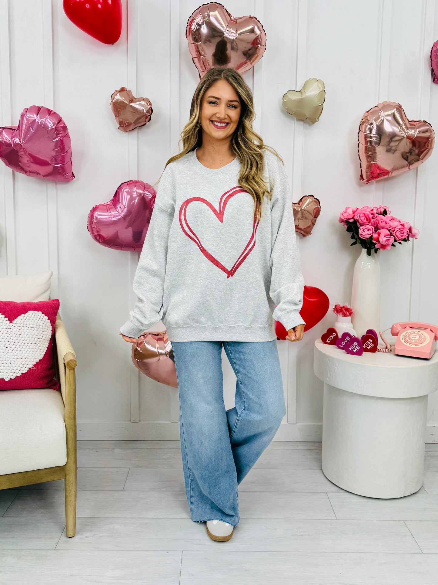 Red Metallic Heart Graphic Crewneck Sweatshirt